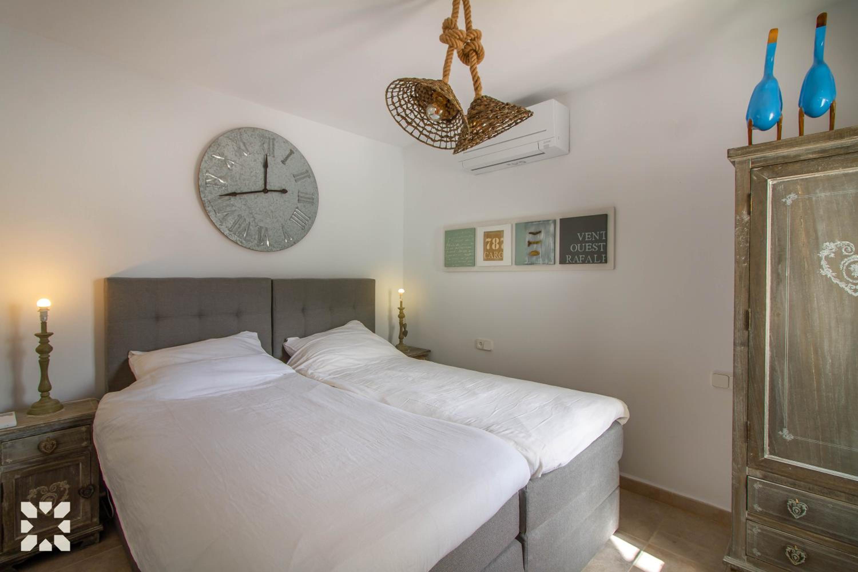 Villa Condor by Abahana Villas
