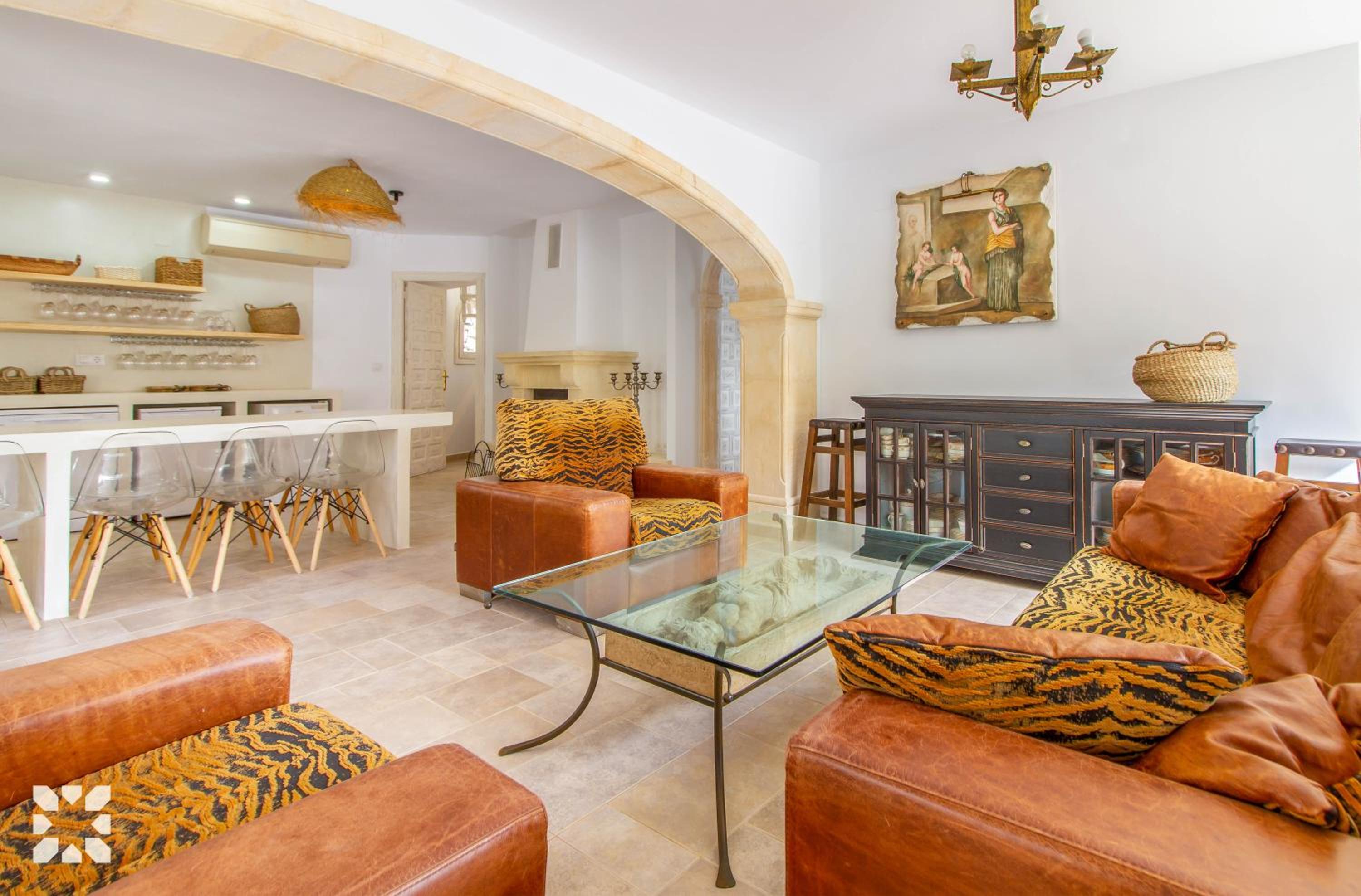 Villa Condor by Abahana Villas