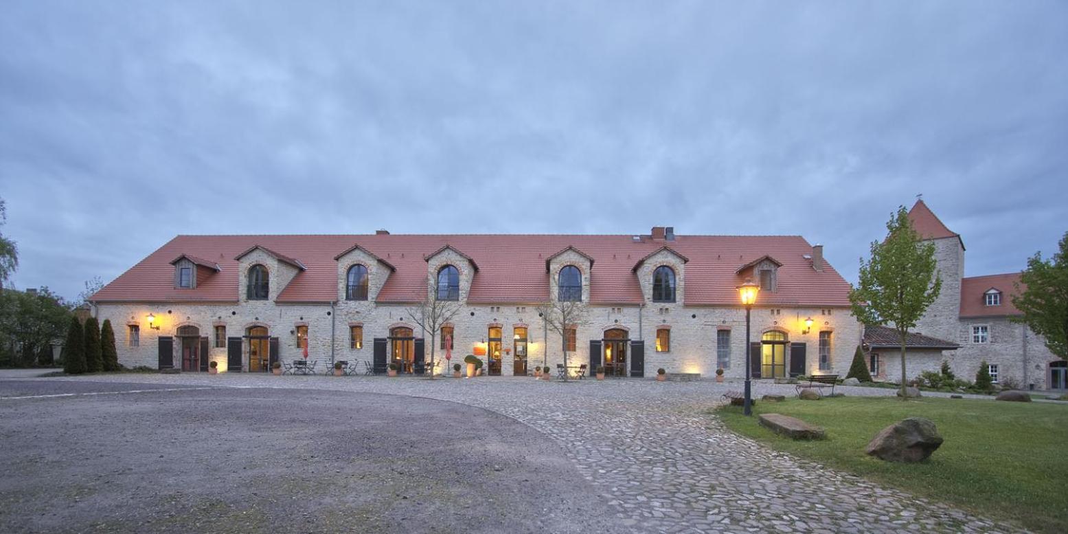 Hotel Burg Wanzleben - Property Image 5