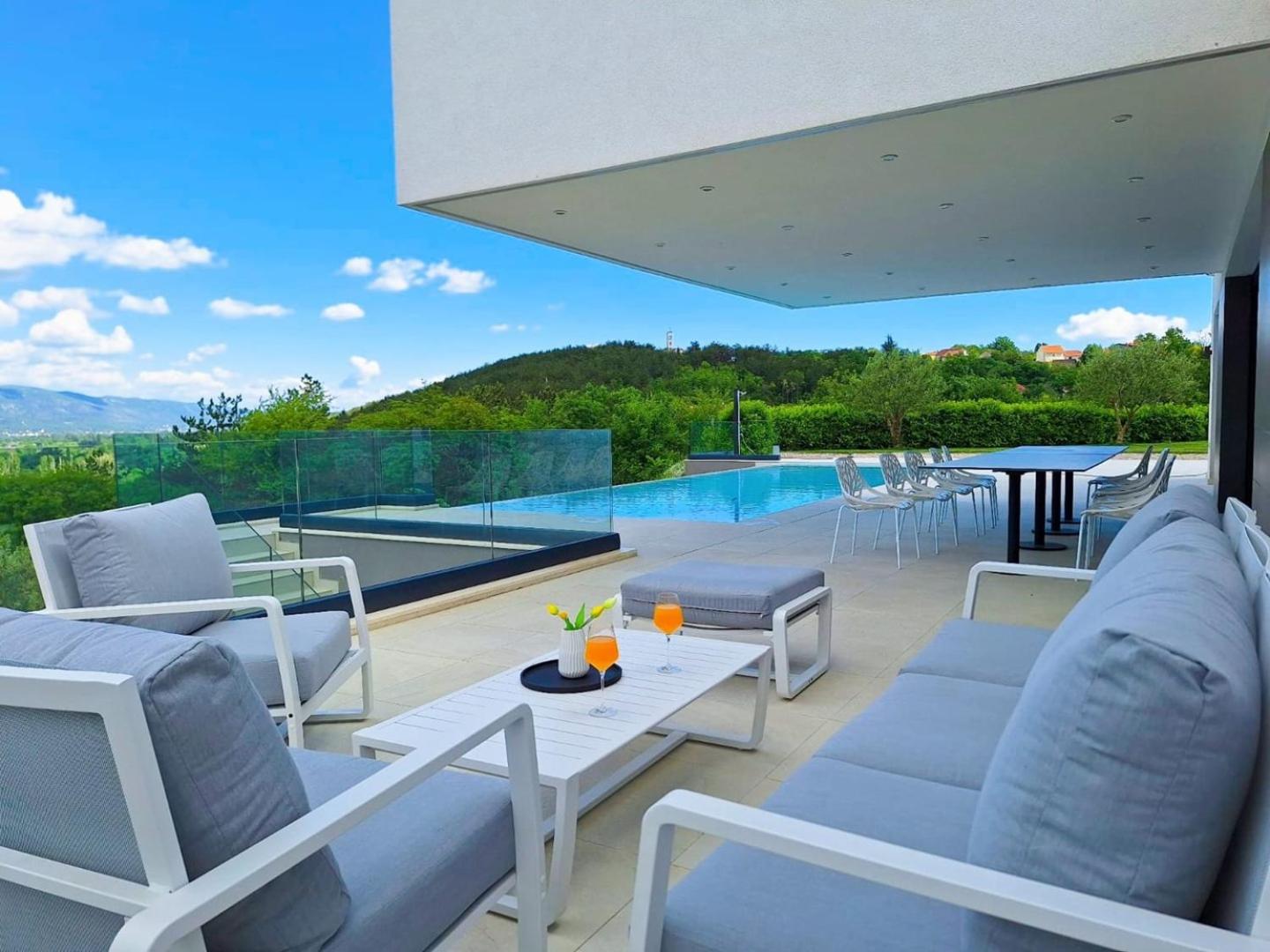 Villa SUNRISE DREAM