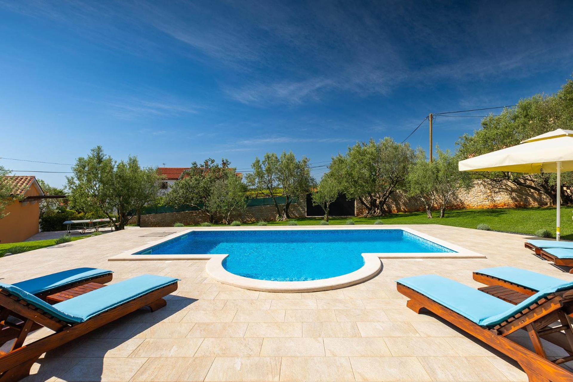 Villa Loverka near Pula only 3 km from the beach with sea view view 2