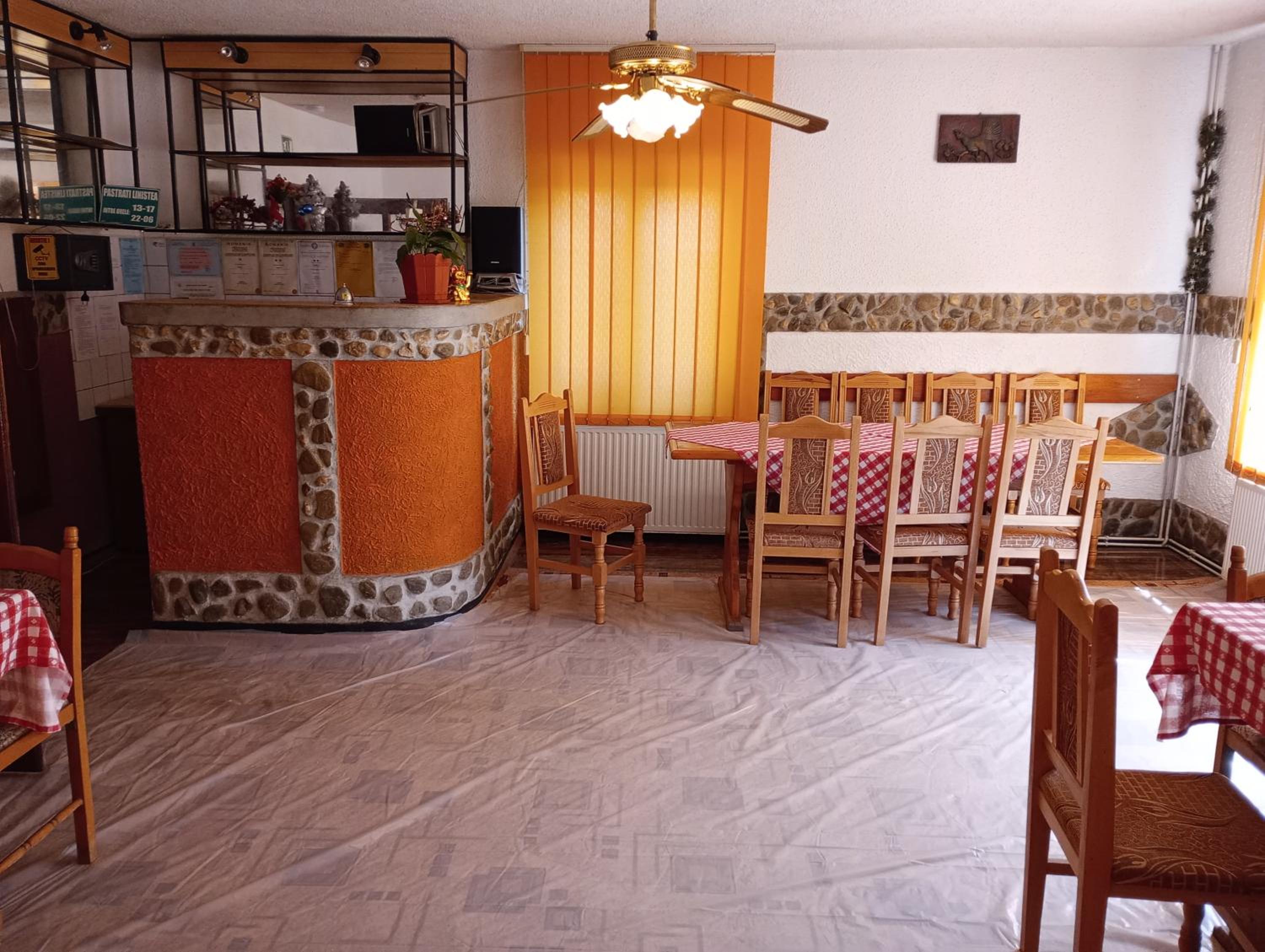 Pensiunea Irina 1 si 2