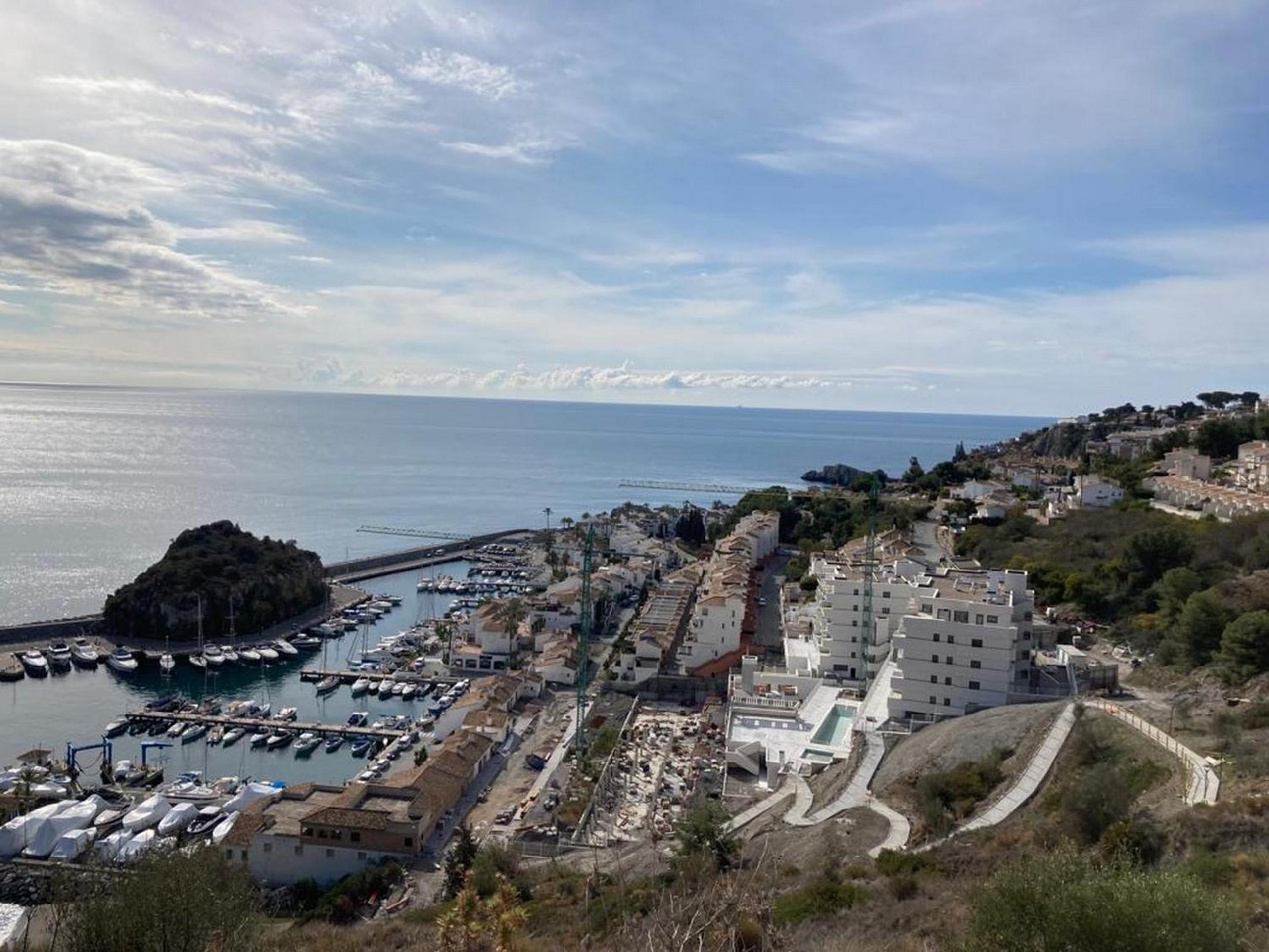 Icon Marina B