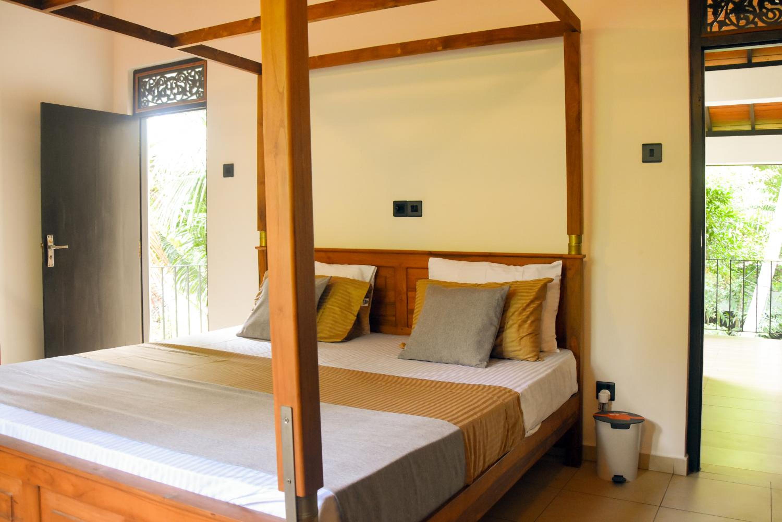 Sithu Villa Hikkaduwa