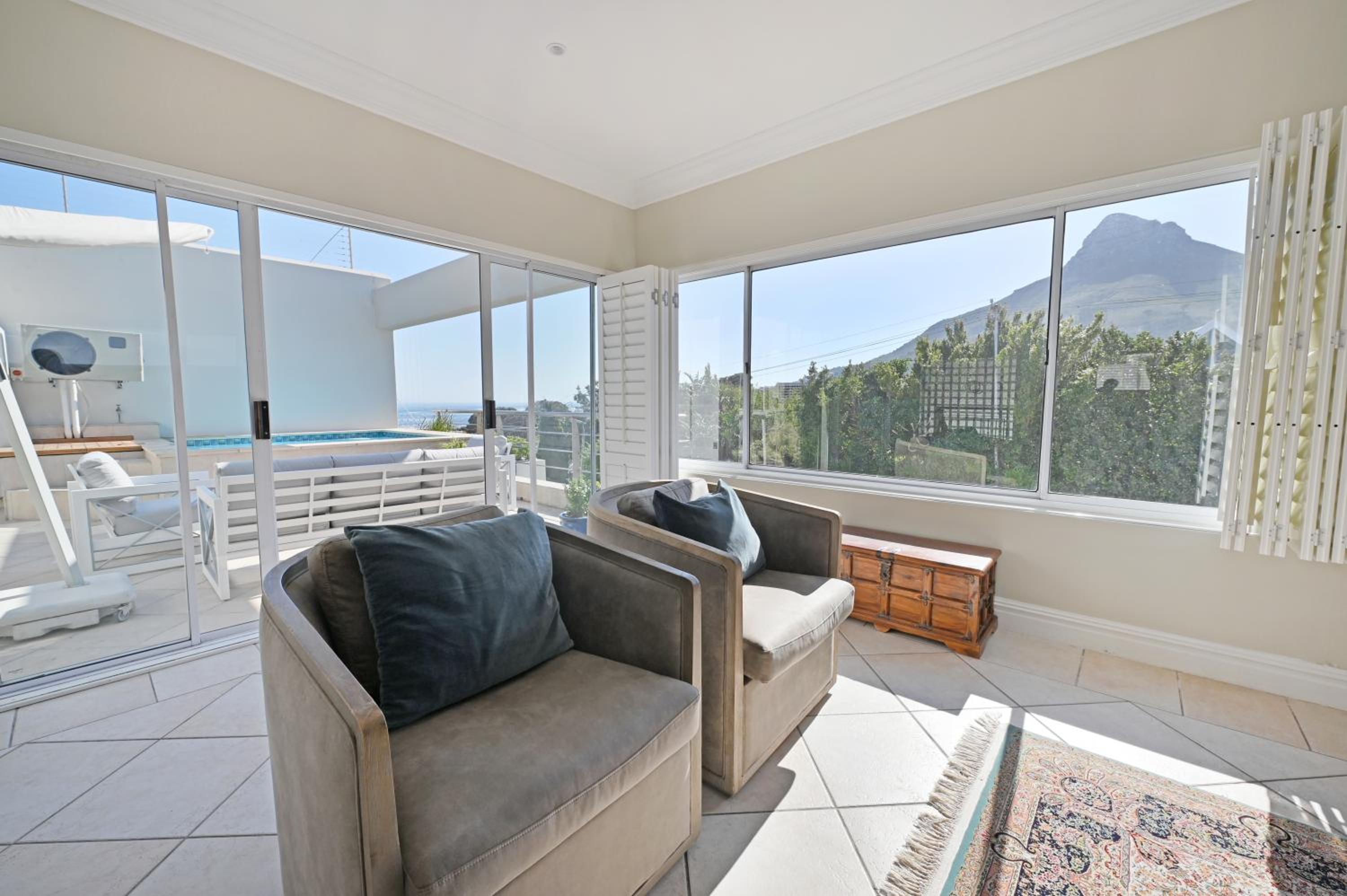 Elegant Camps Bay Villa with Pool 150m to Beach view 2