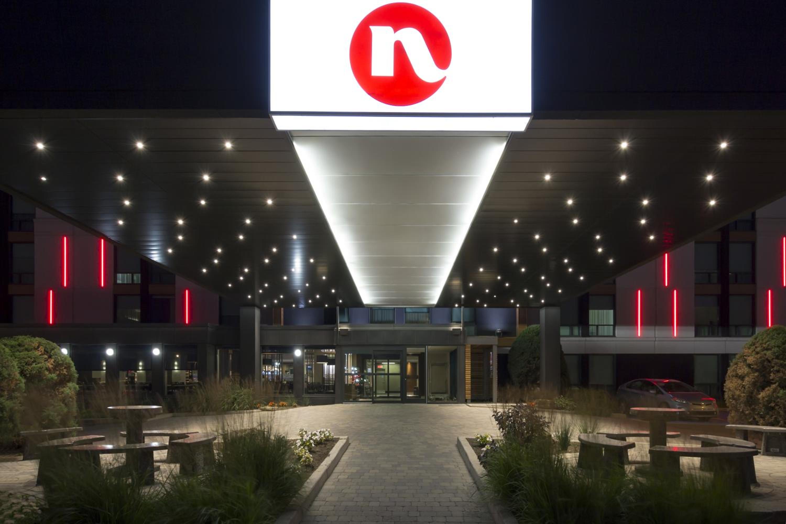 Hotel Hôtel & Suites Normandin Québec - Image 1