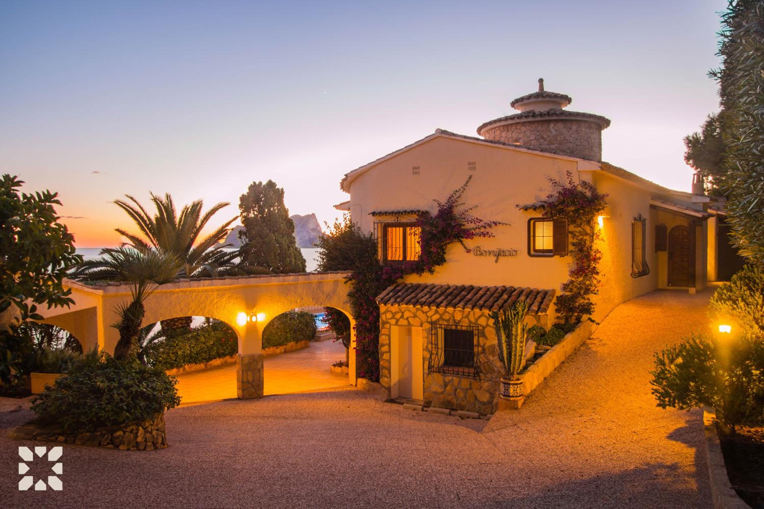 Villa Dauphin by Abahana Villas view 2