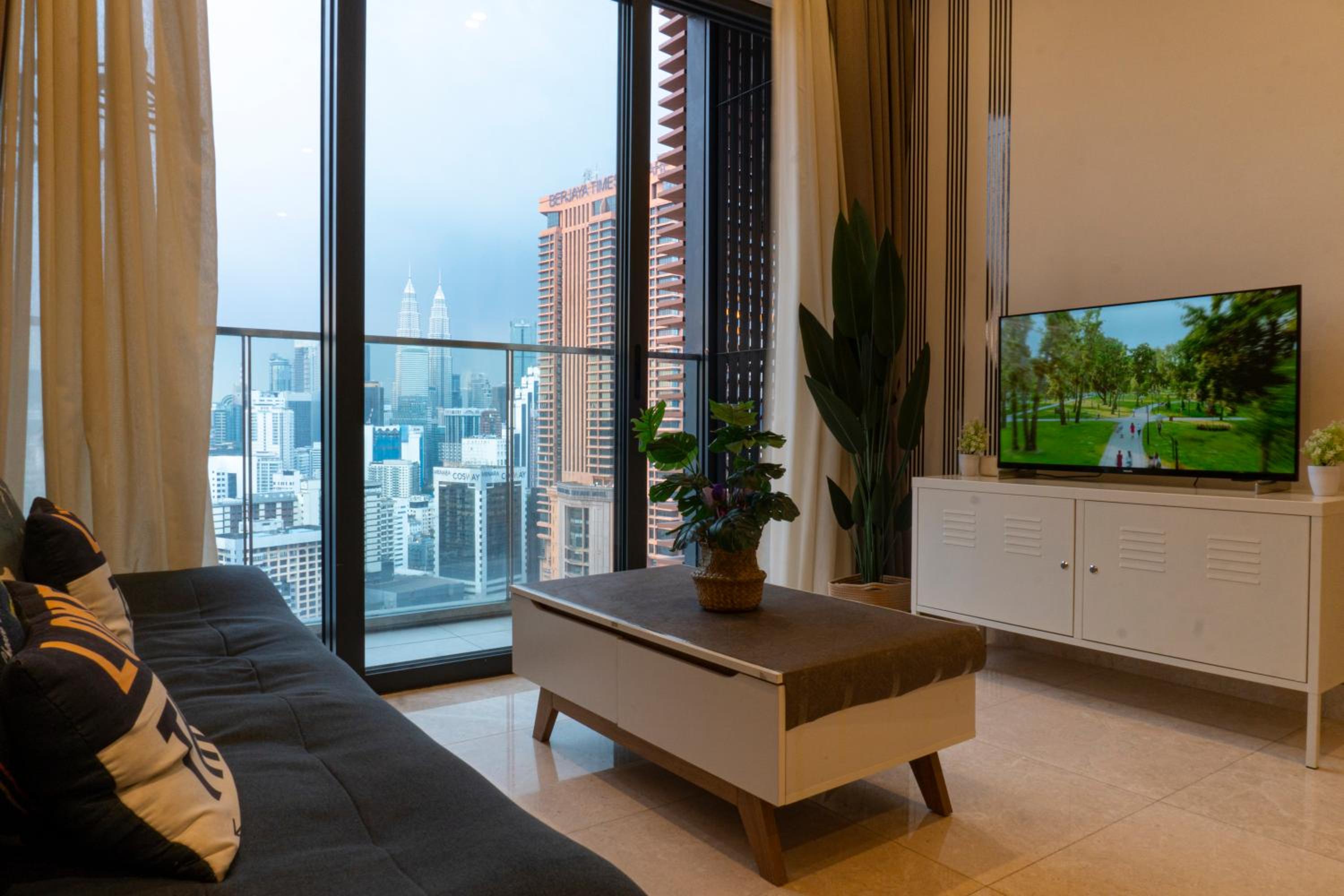 Lalaport Suites At Lucentia Bukit Bintang City Center