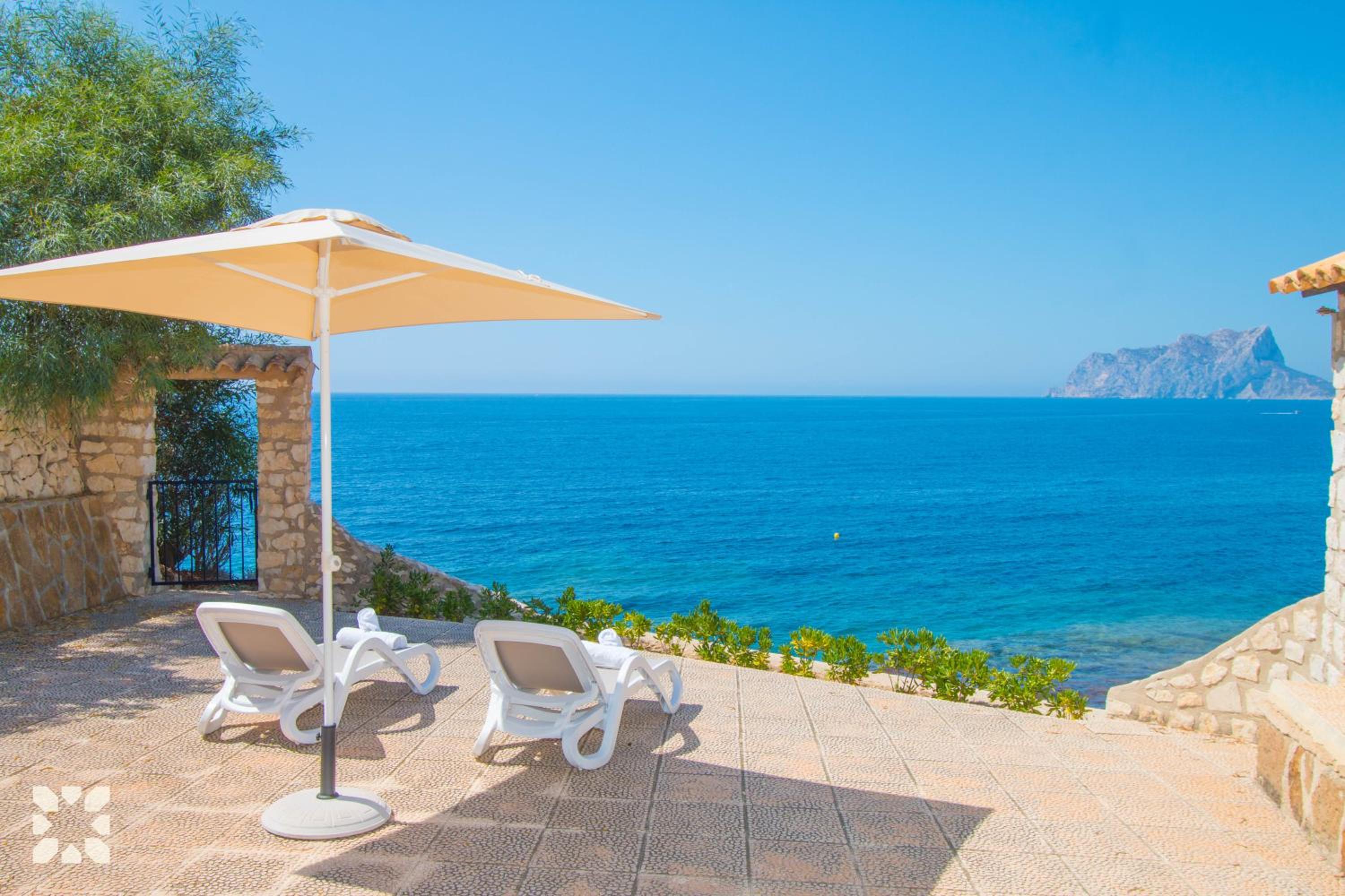 Villa Dauphin by Abahana Villas view 5