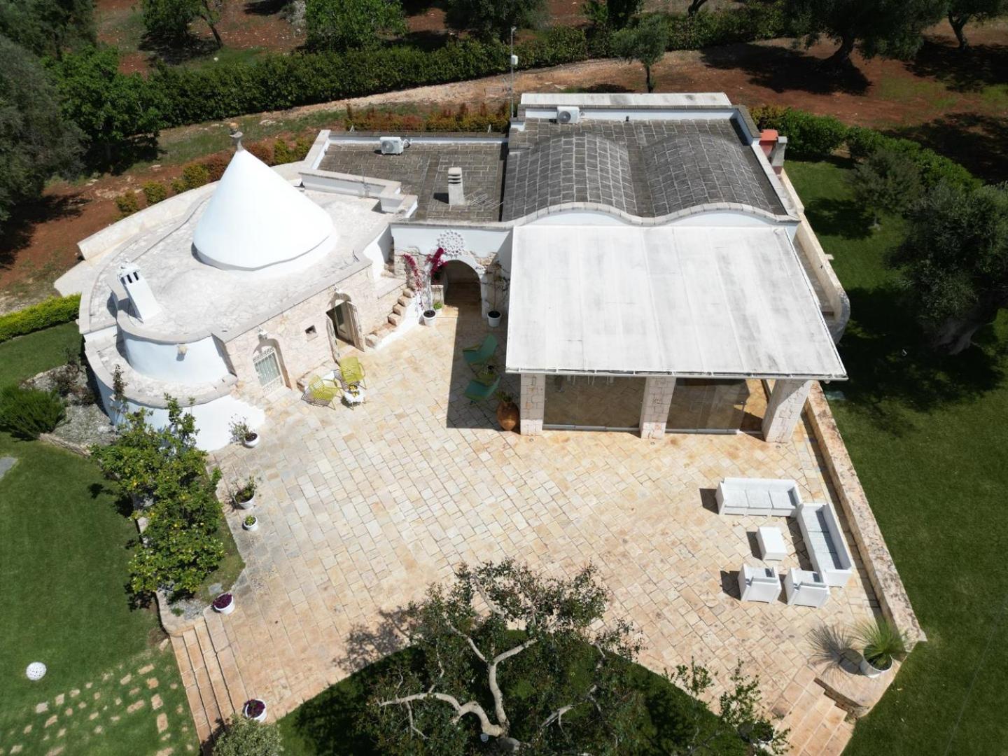 Trullo dei Sogni con Piscina e Jacuzzi