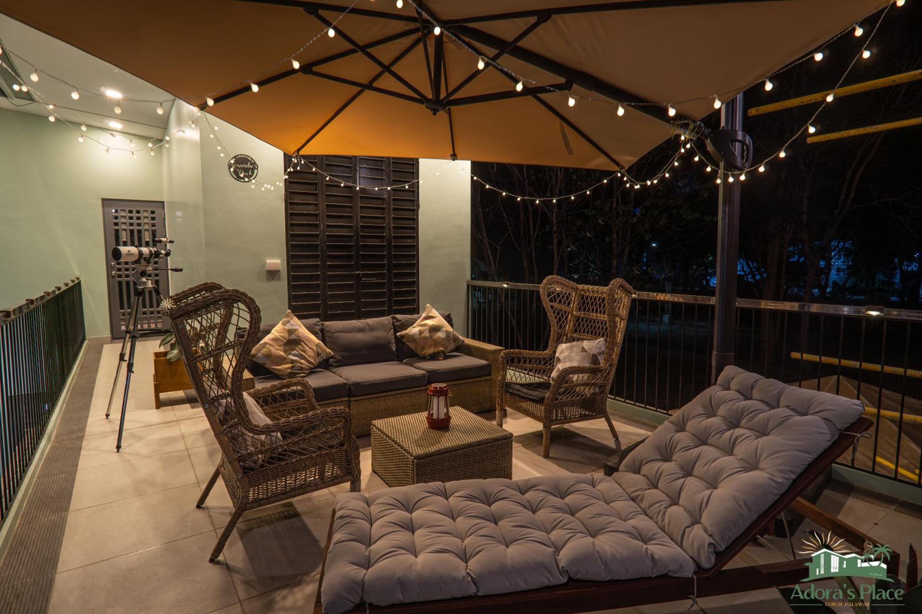 Adora's Place - Sleeps 16
