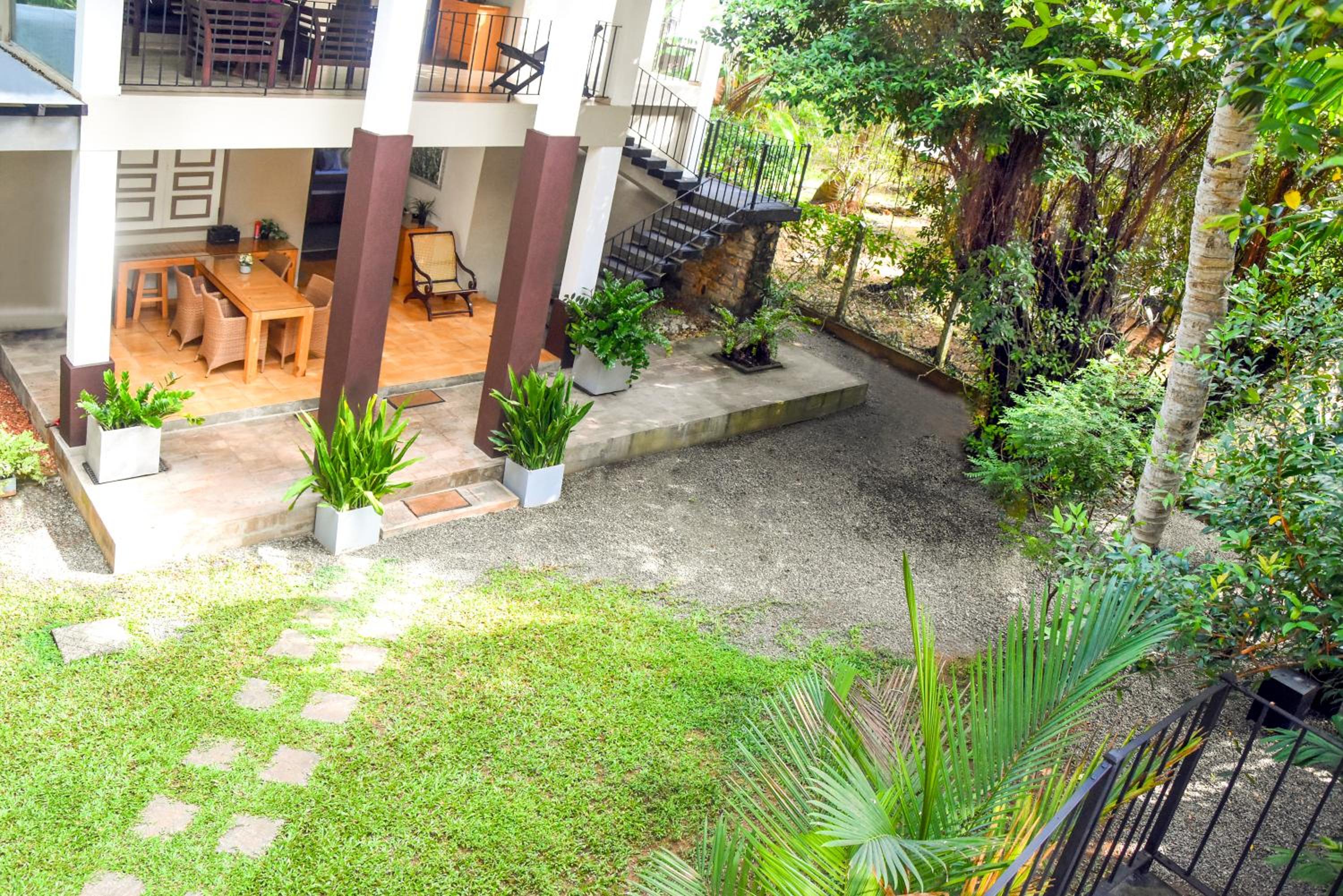 Sithu Villa Hikkaduwa