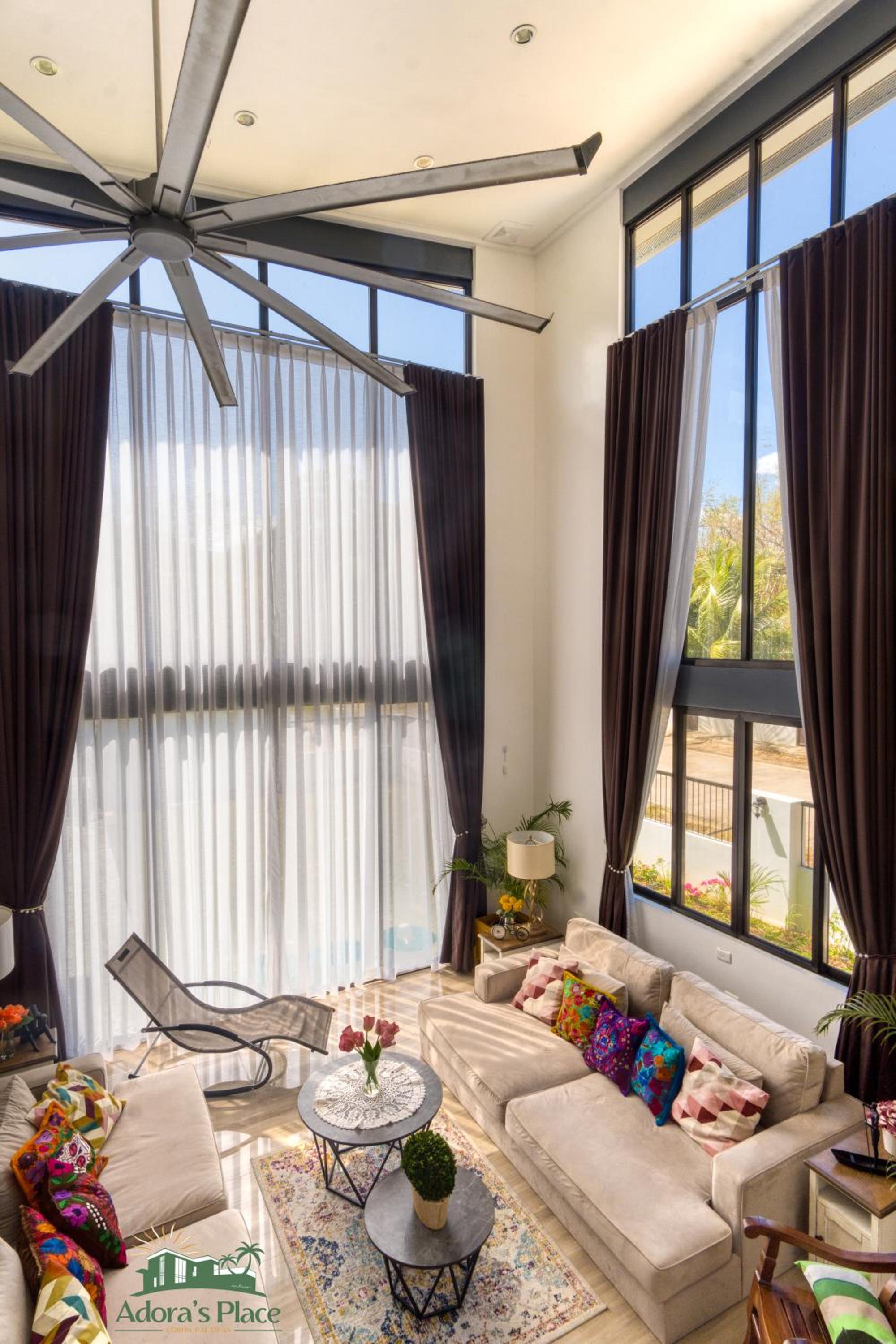Adora's Place - Sleeps 16