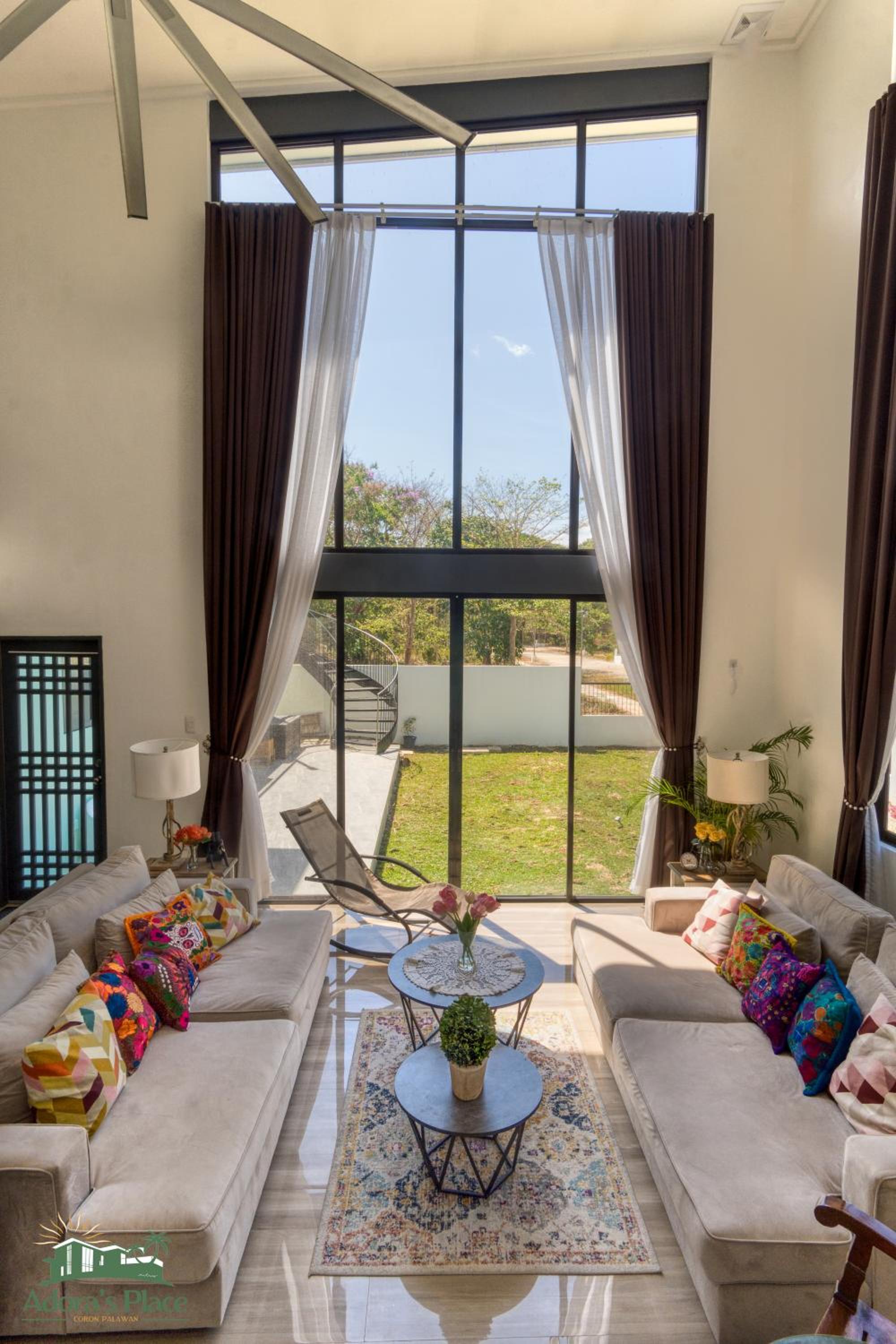 Adora's Place - Sleeps 16