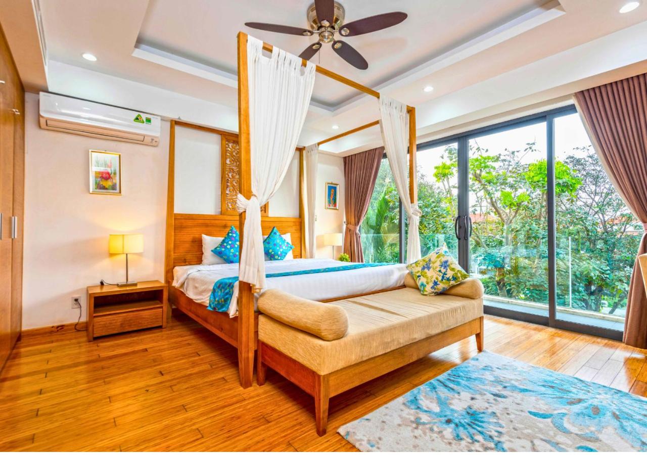 Deluxe Beachside Resort Danang