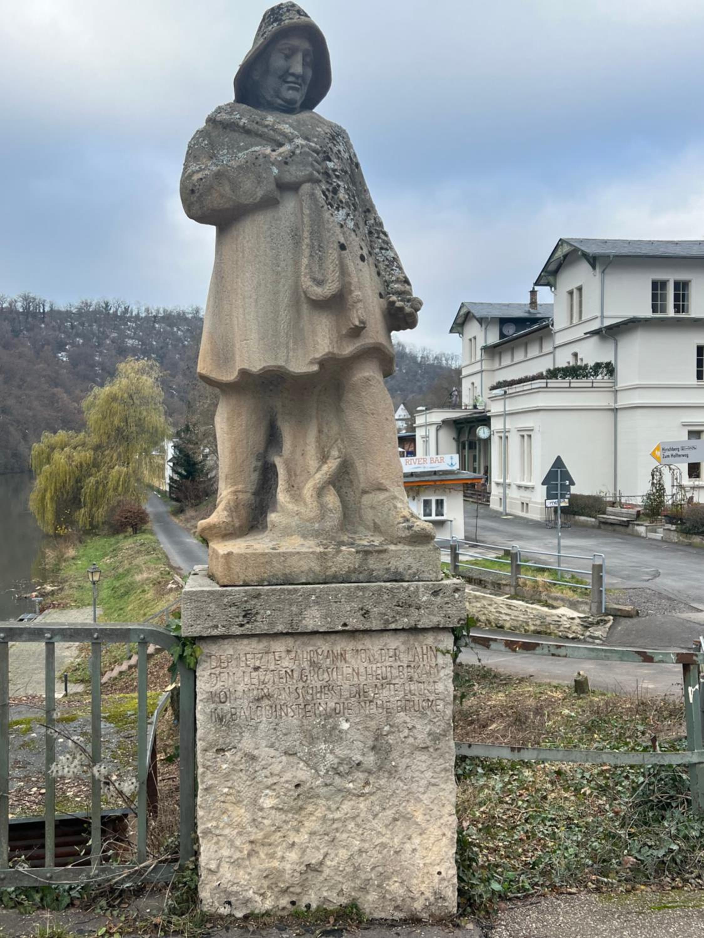 Fluss&Gleis Ferienwohnung im historischen Bahnhofsgebäude in Balduinstein an der Lahn