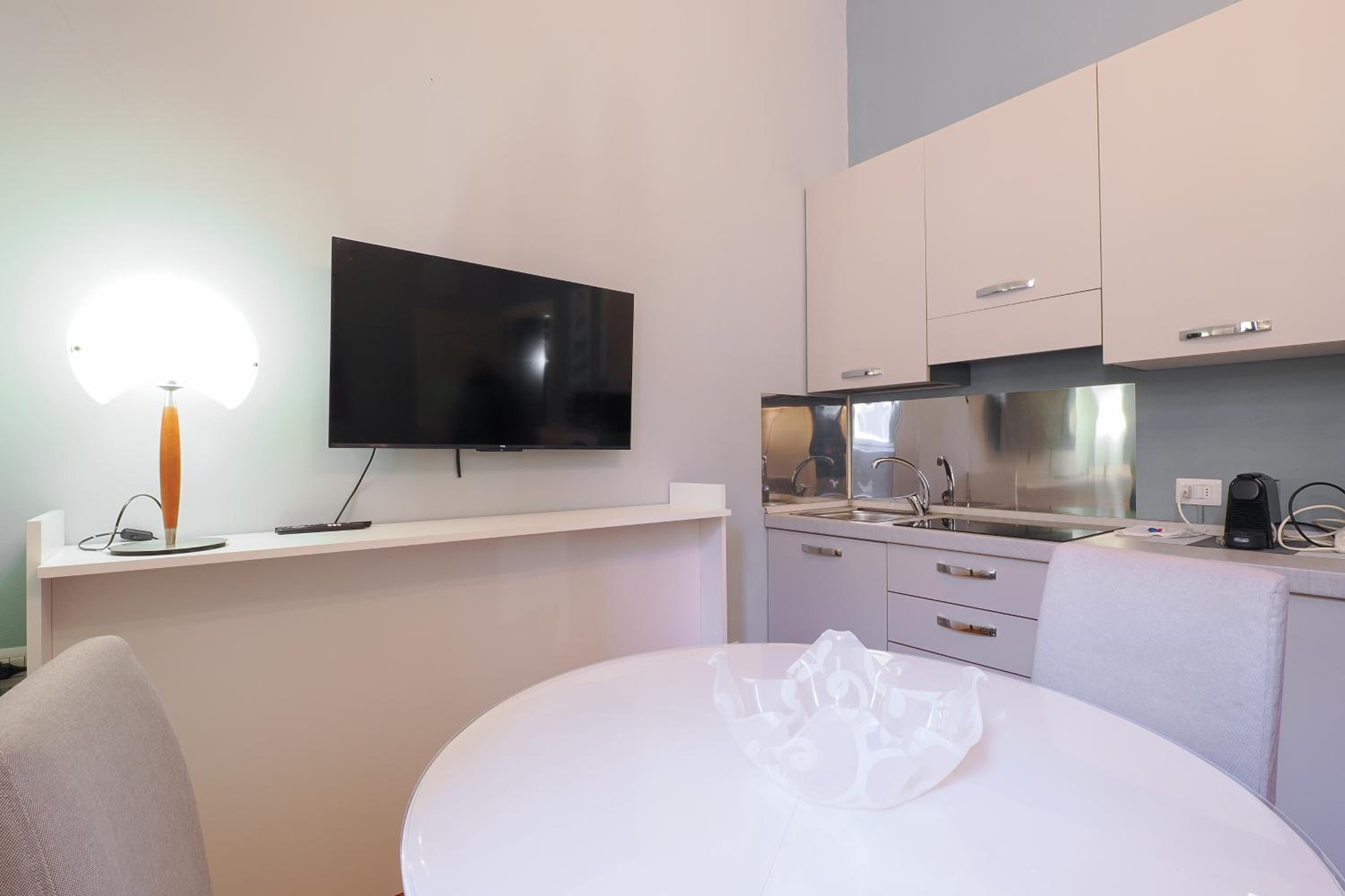Mila Apartments Pisacane