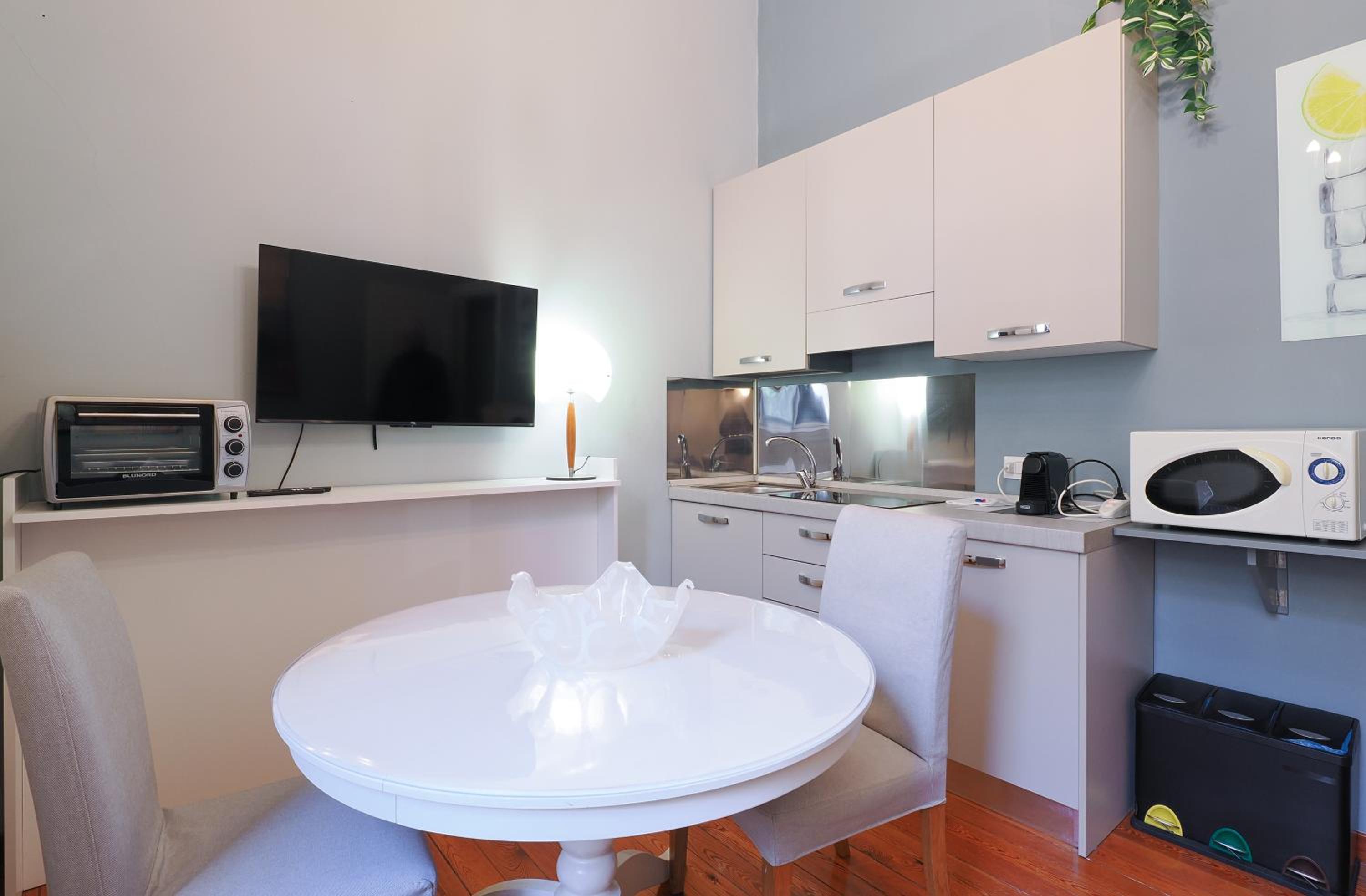 Mila Apartments Pisacane