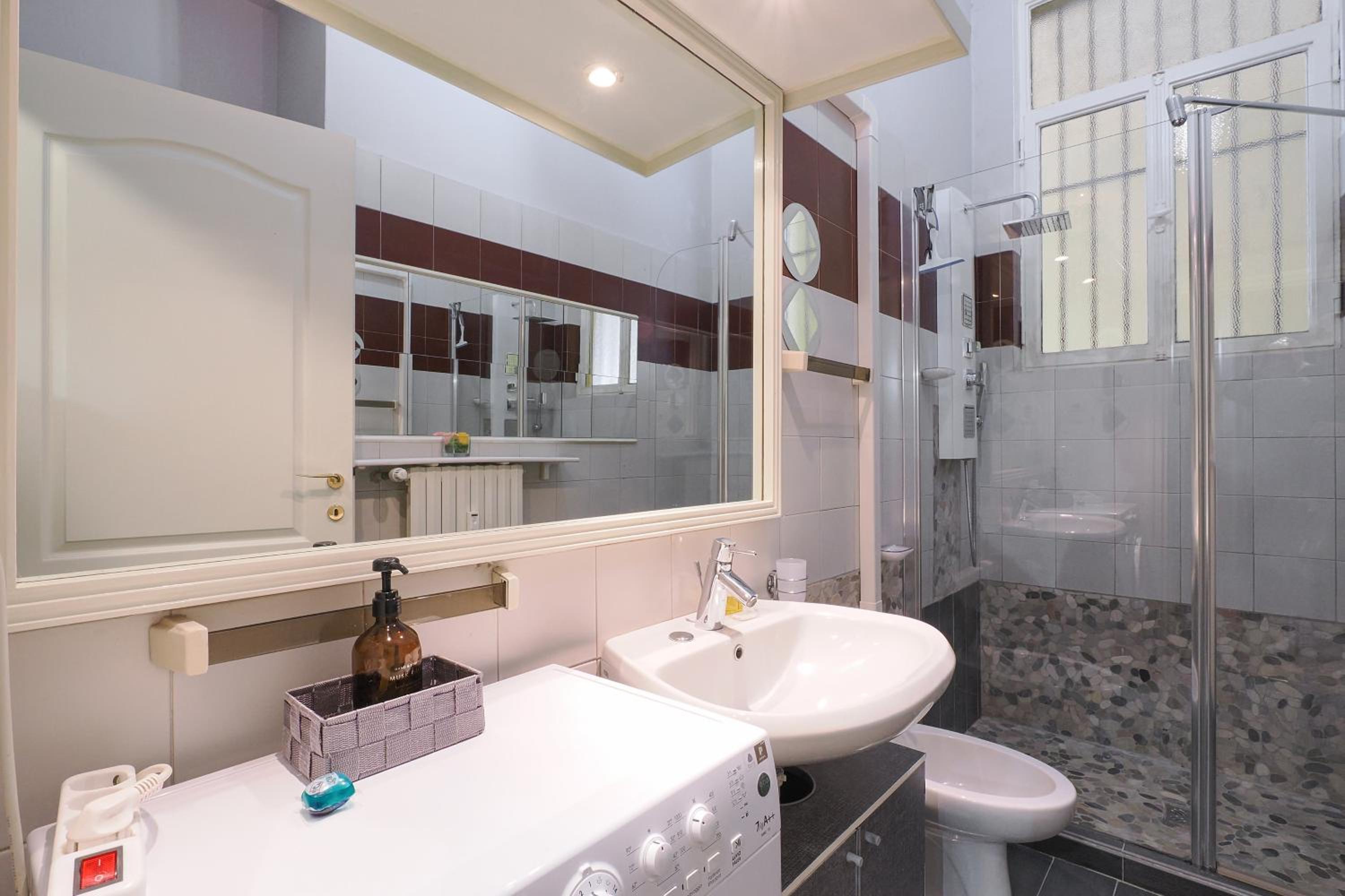 Mila Apartments Pisacane