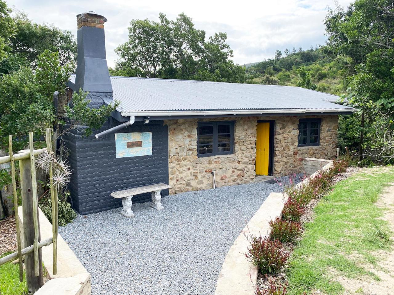 The Riverdeck Accommodation and Backpackers