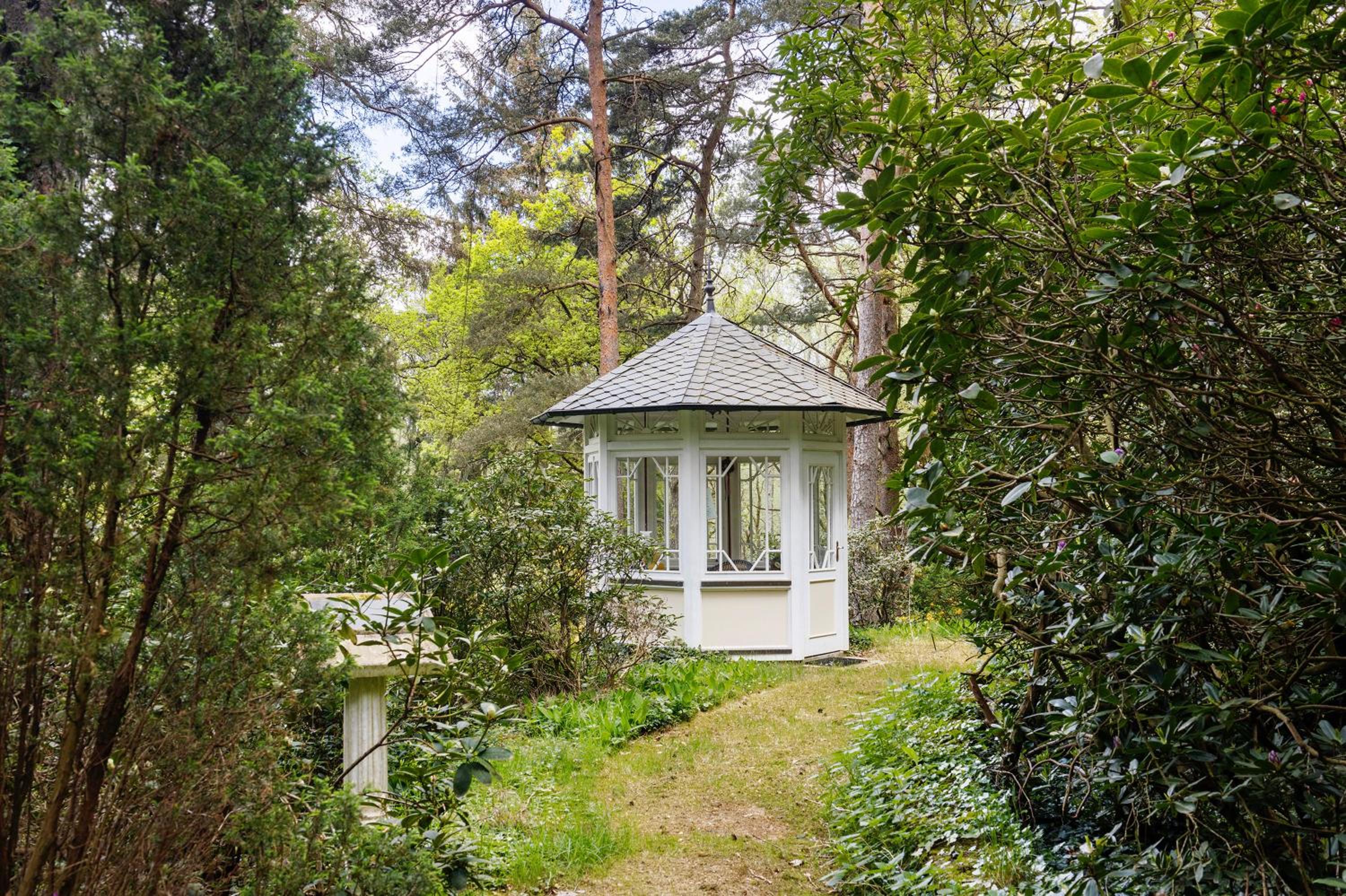 Grosszügiges Ferienhaus mit Wald