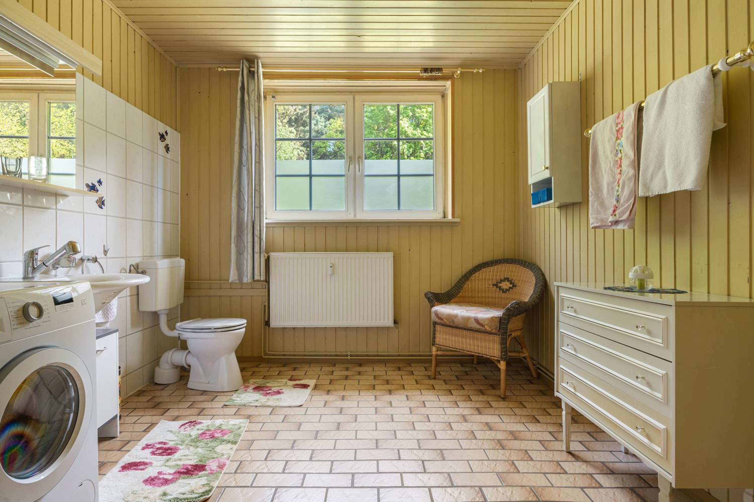 Grosszügiges Ferienhaus mit Wald