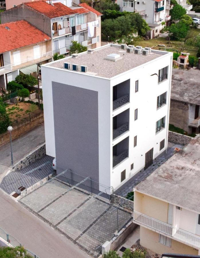 City1 Apartments view 4