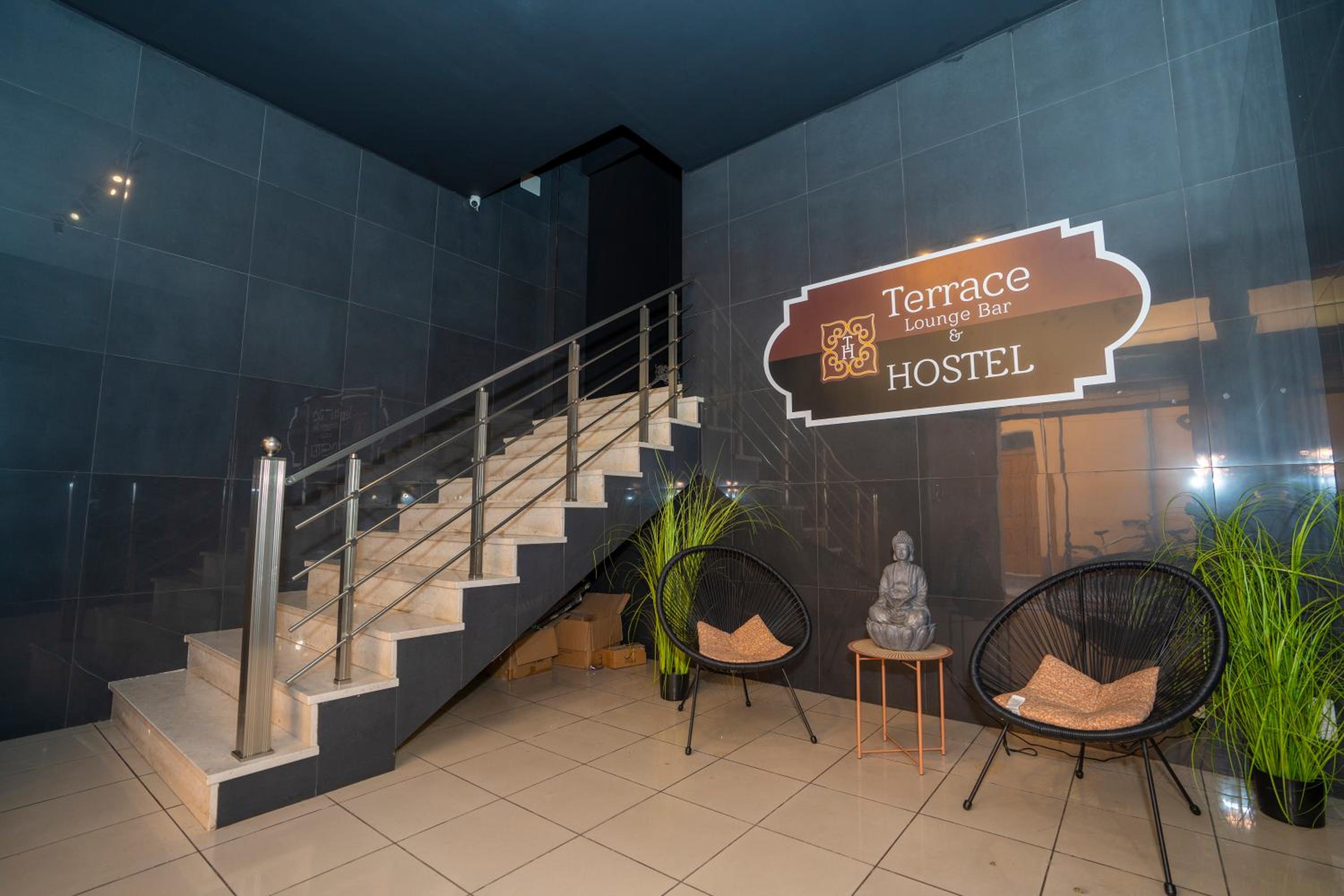 Terrace Hostel & Lounge Bar