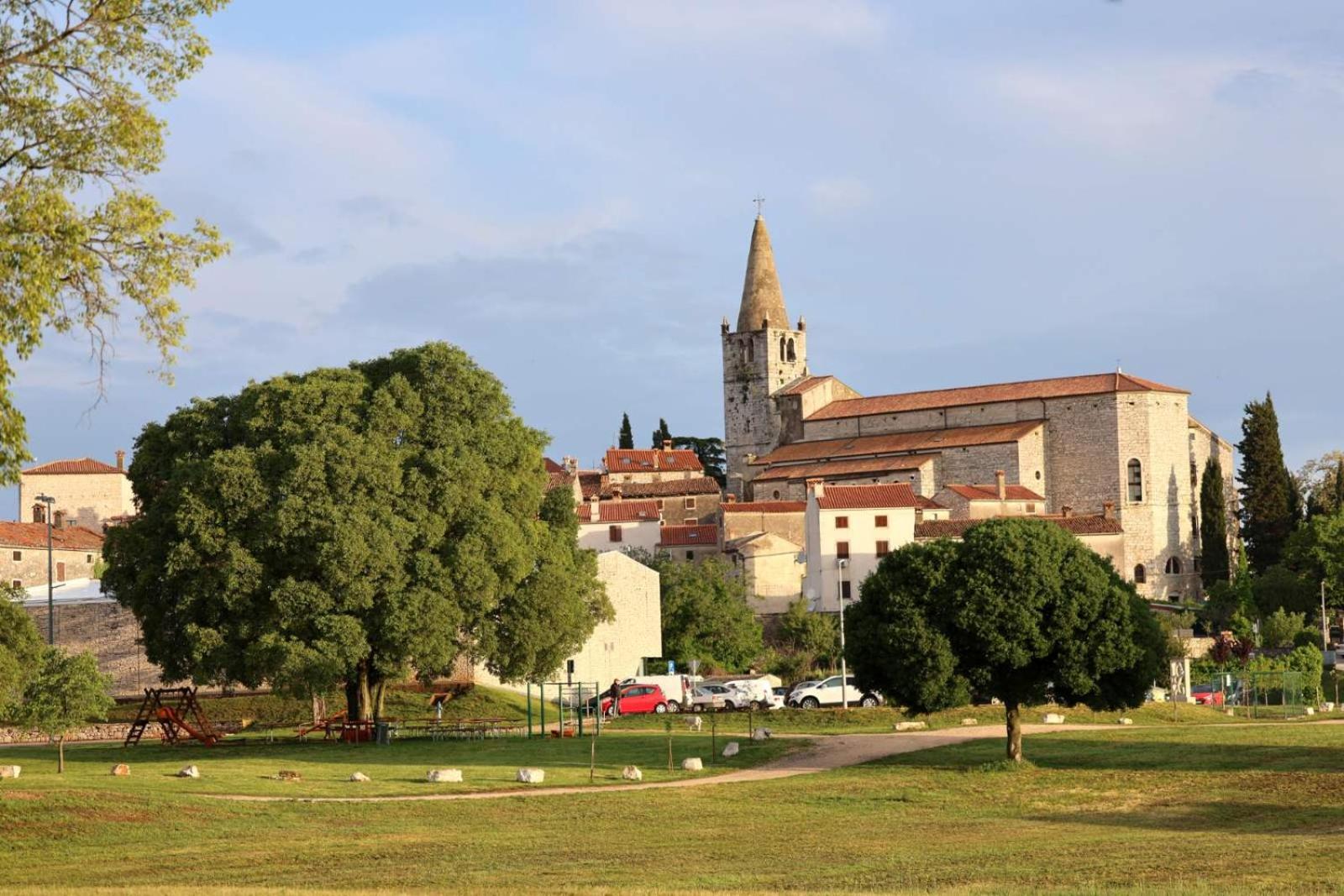 Sant' Elena Room view 4