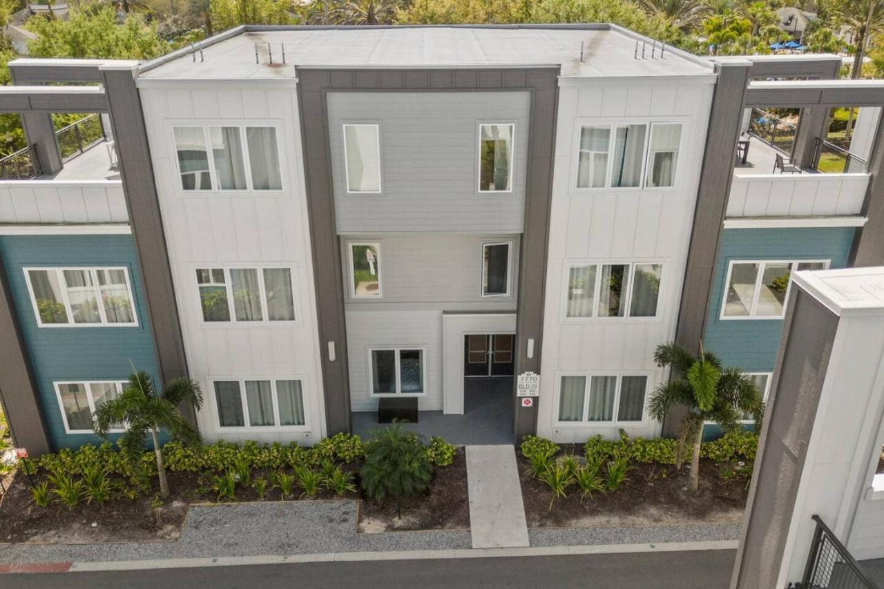 Spacious 3BR in Reunion Resort - Minutes from Disney! view 4