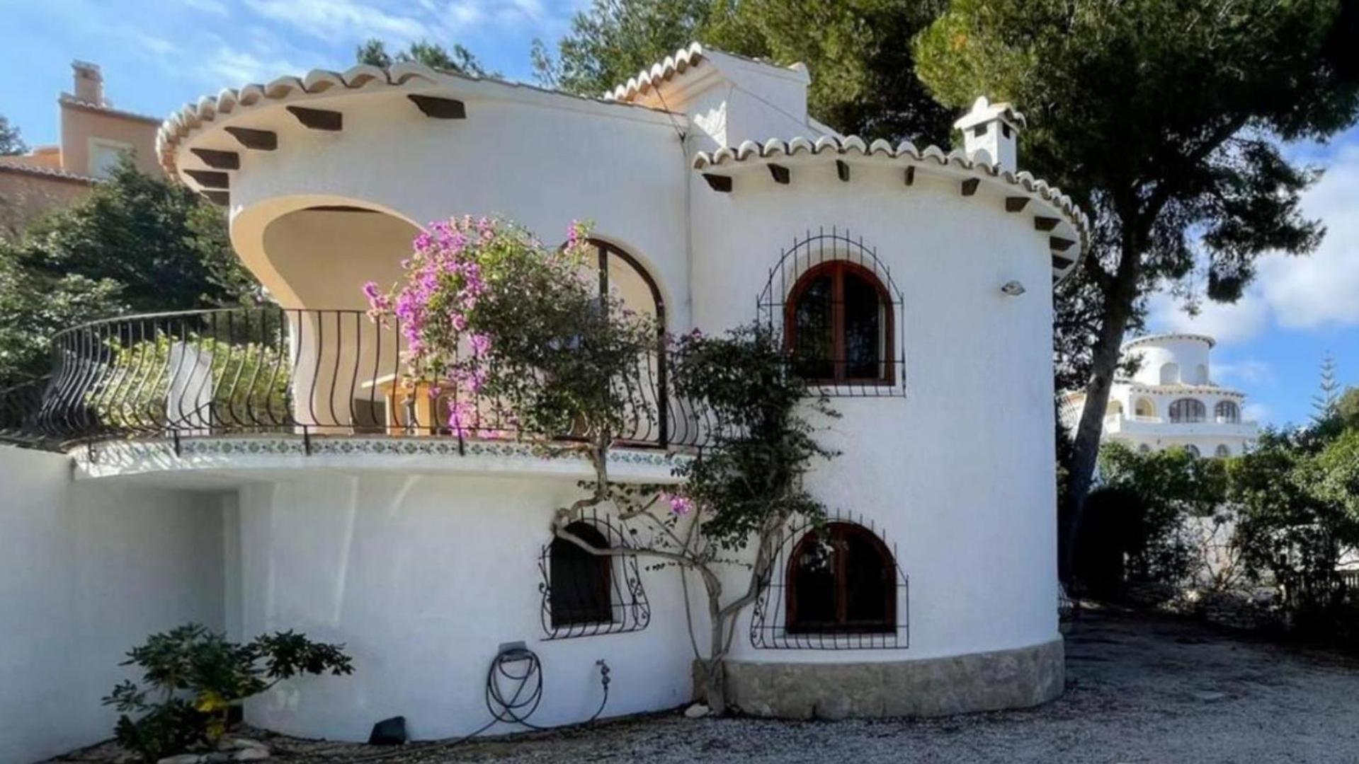 Lovely 3 Bed or 2 bed Villa in Xabia Tossalet view 2