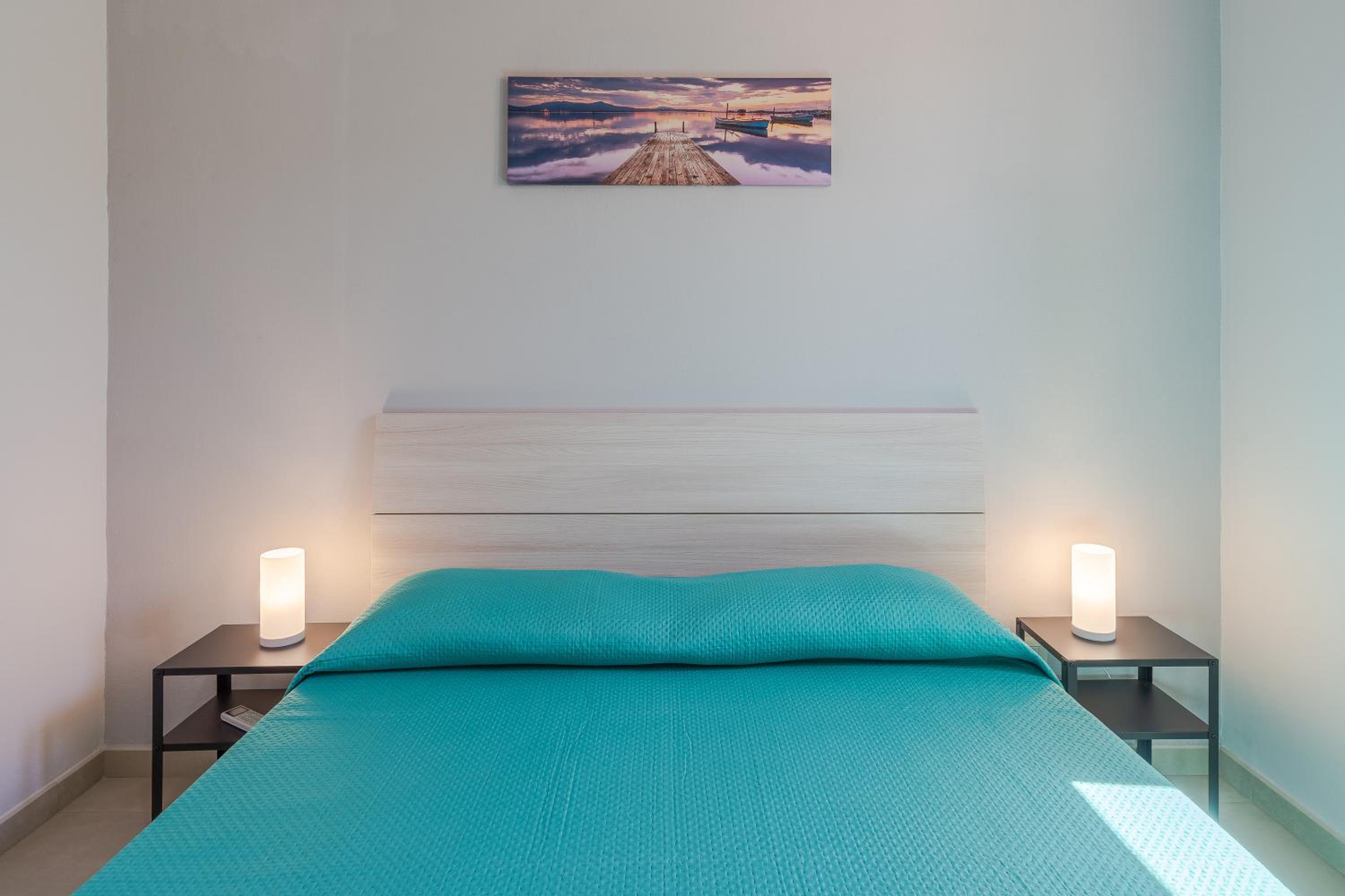 Ape Ermy en Avola — bedroom
