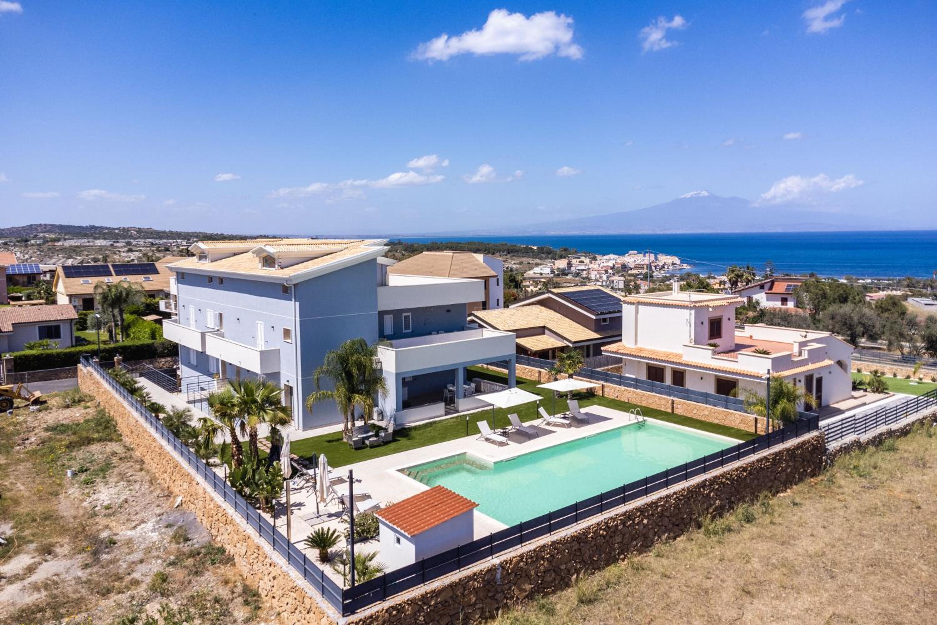 Etna Mare Apartments by Wonderful Italy view 4
