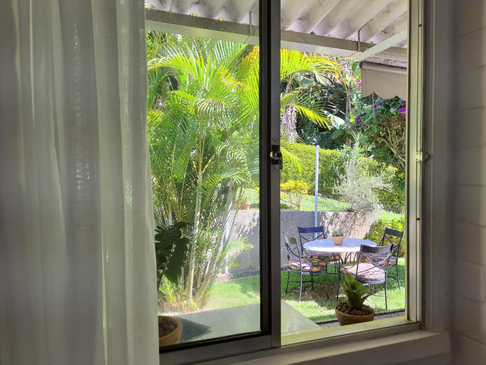 Casa aconchegante com vista para as montanhas