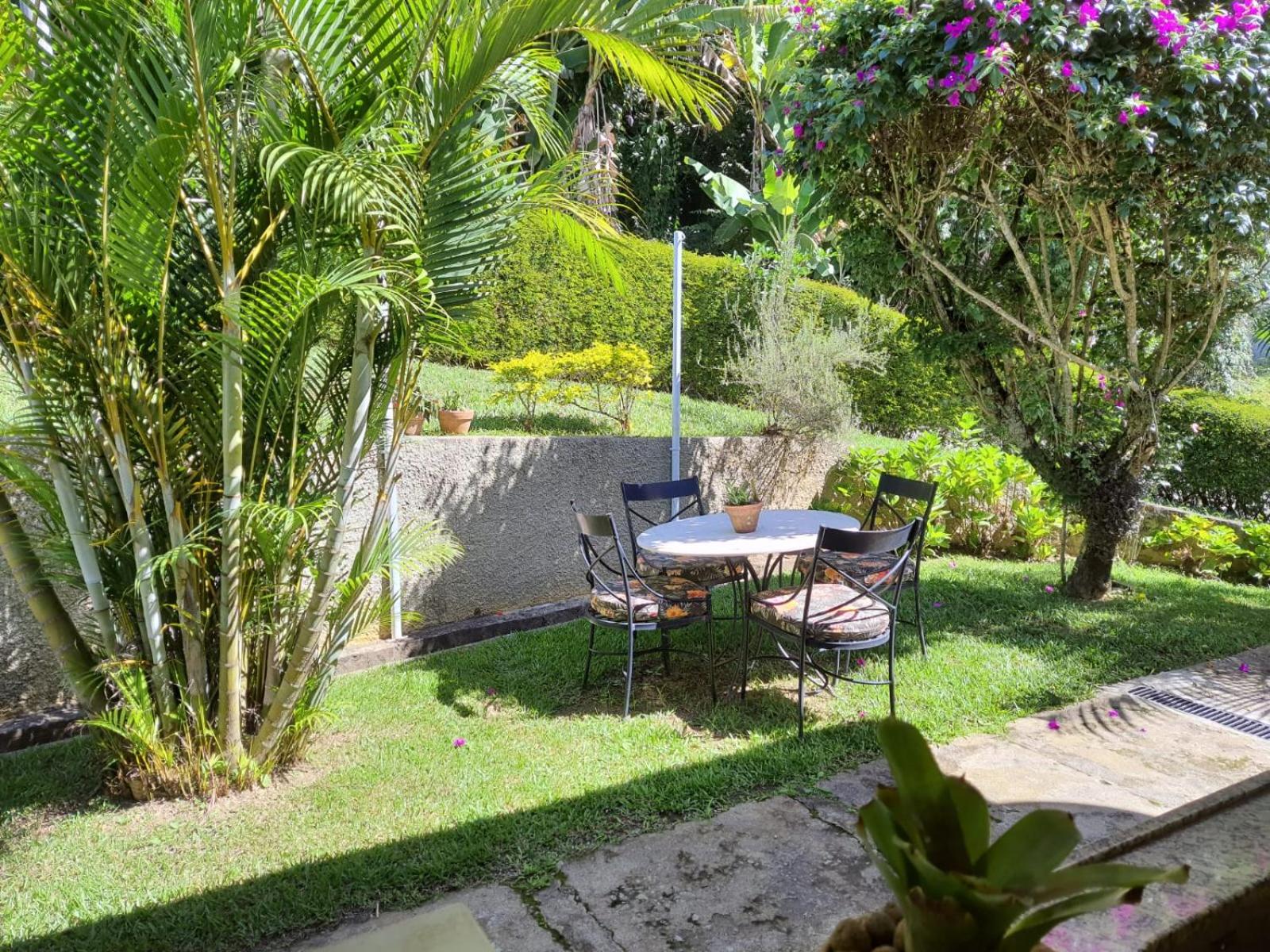 Casa aconchegante com vista para as montanhas