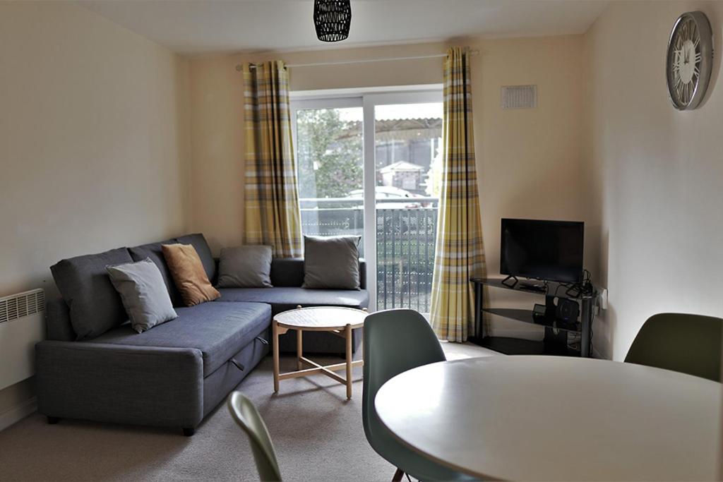Broad Gauge Apartments view 5