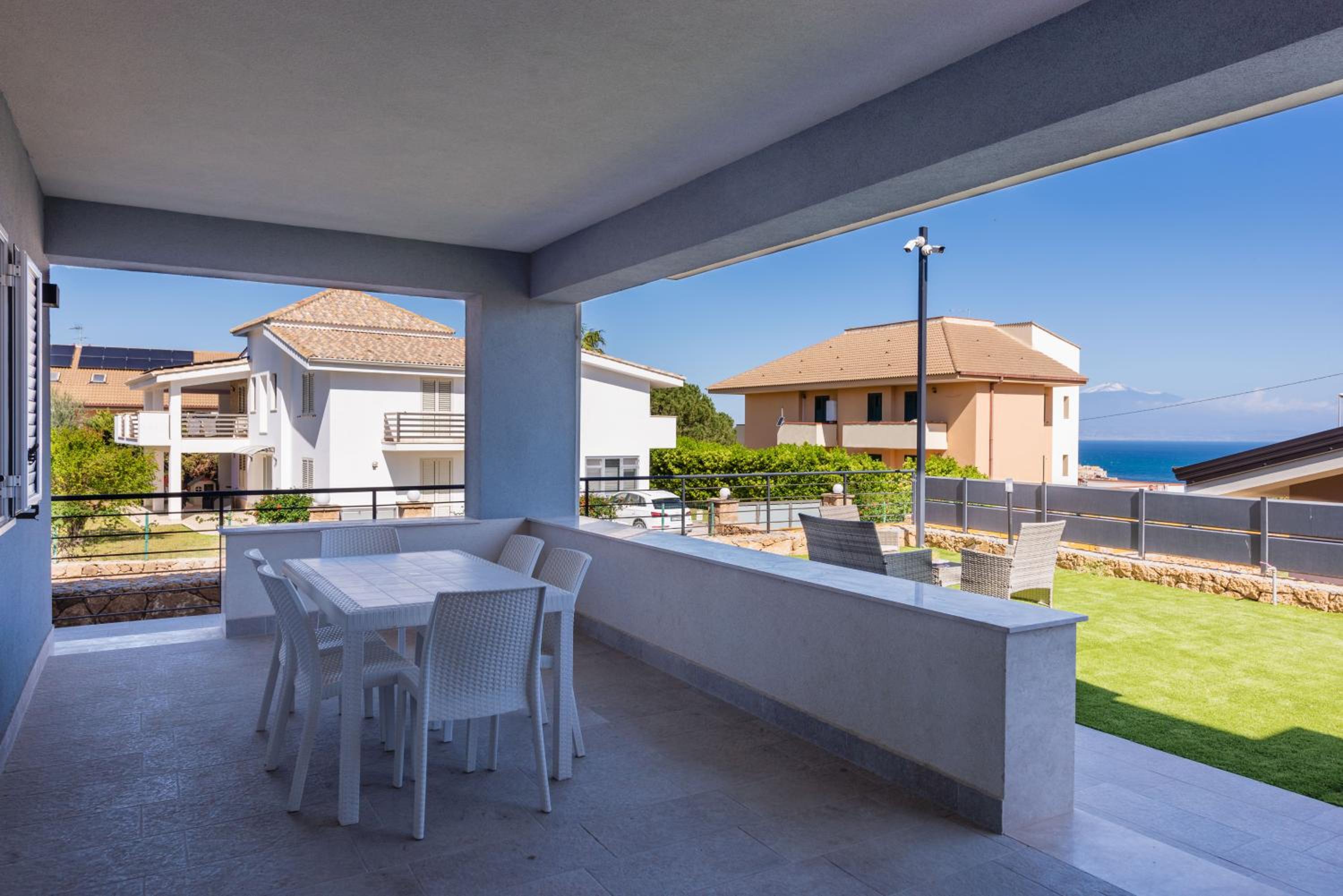 Photo 37