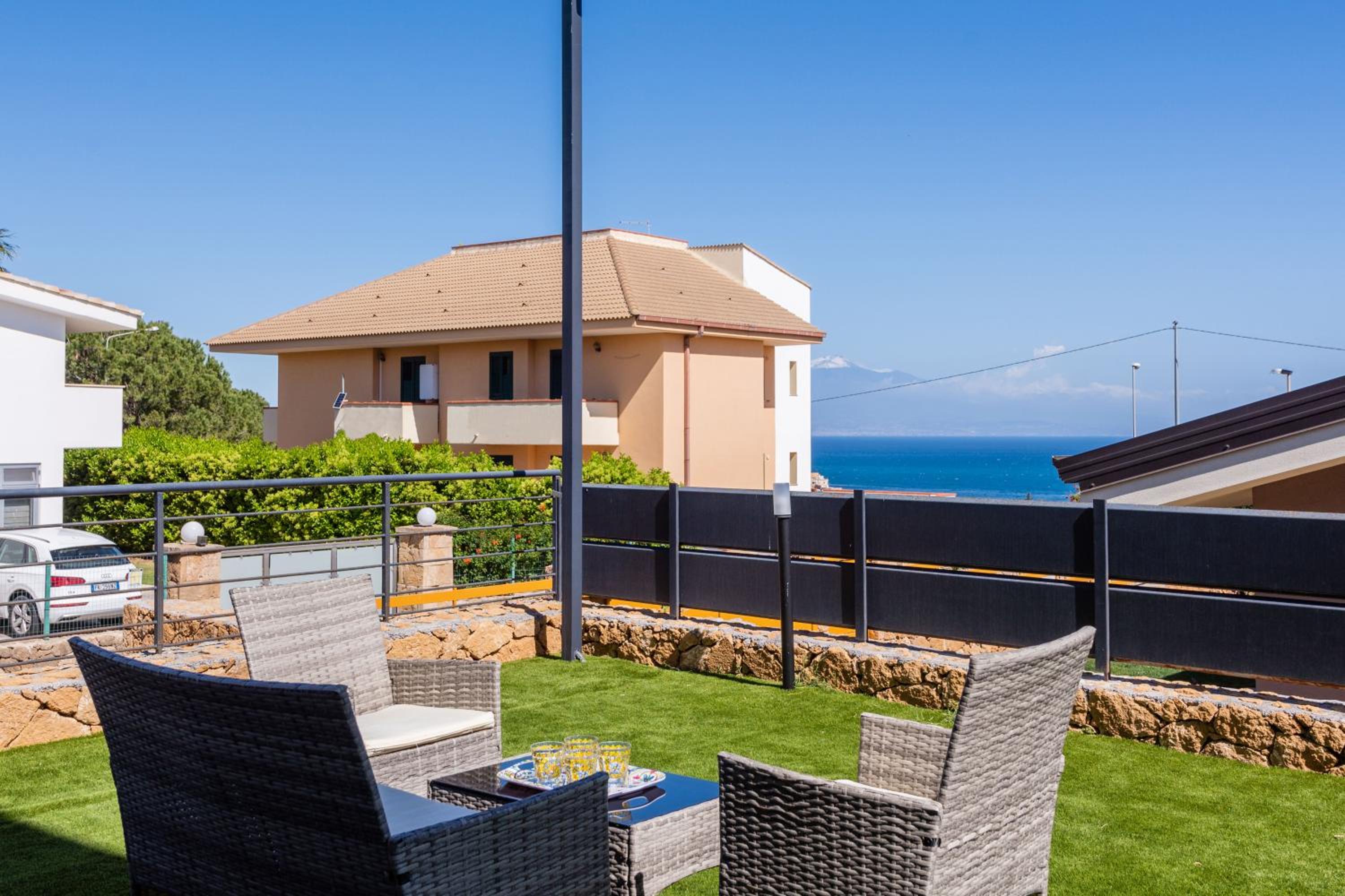 Etna Mare Apartments by Wonderful Italy view 5