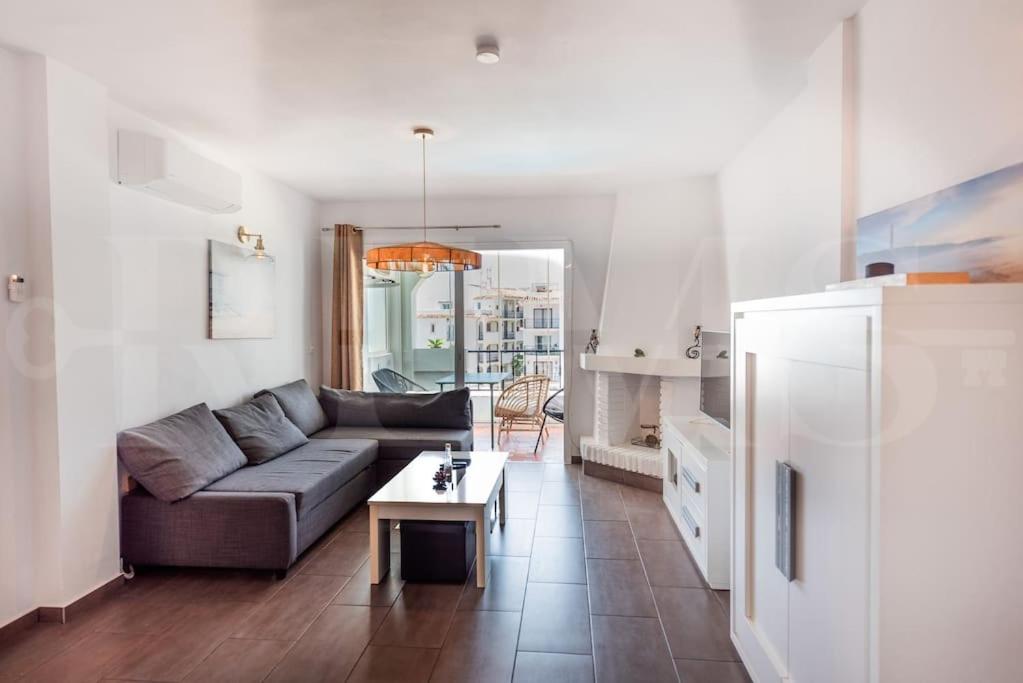 Charming Mijas hideaway, sea views & parking by REMS view 4