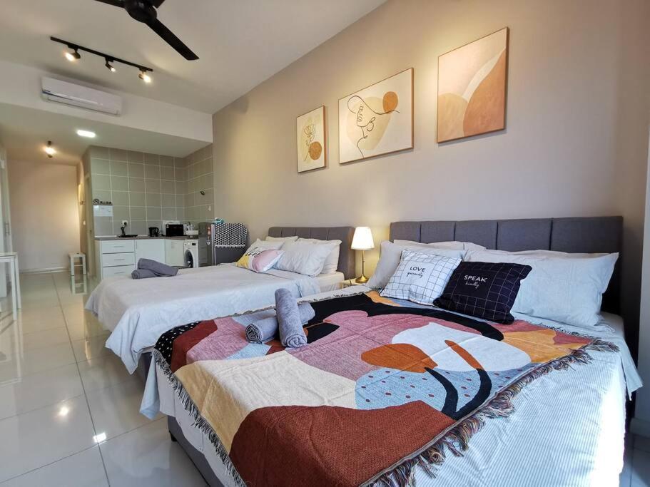 E 2-4pax Studio Near SunwayPyramid 100Mbps Wifi photo 2