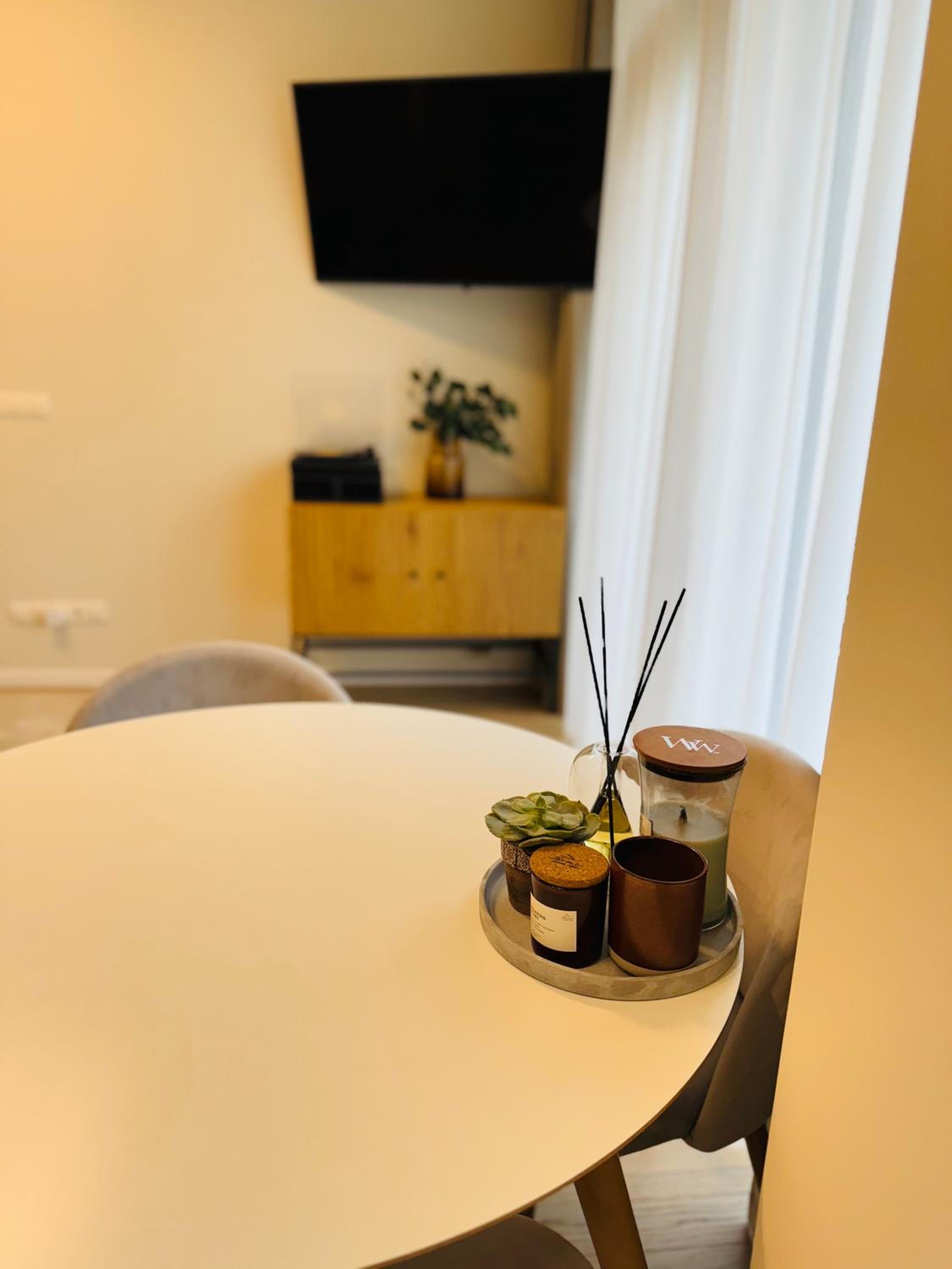 Moon apartment