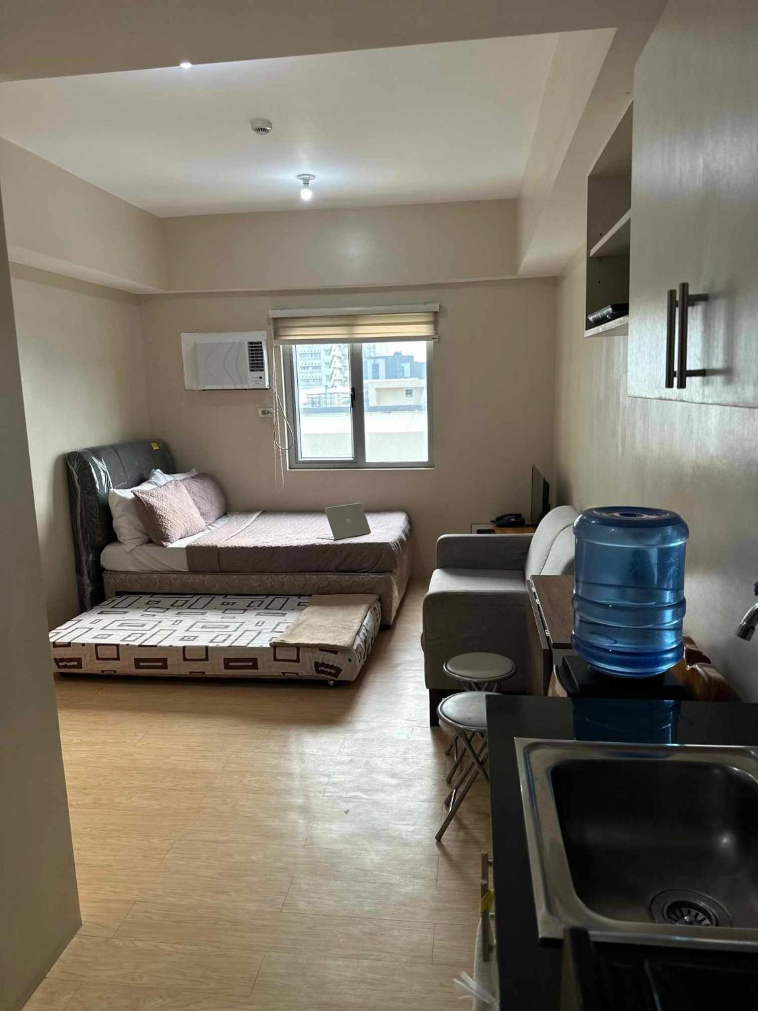 Sunvida Tower Apartment Infront of SM City Cebu view 3