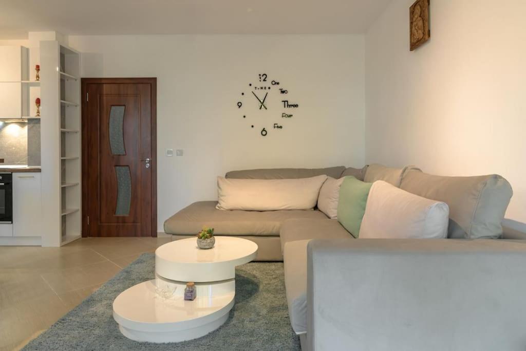 Villa and remote office 
