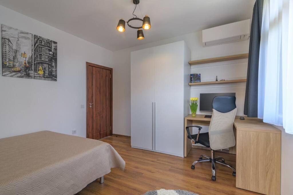 Villa and remote office 