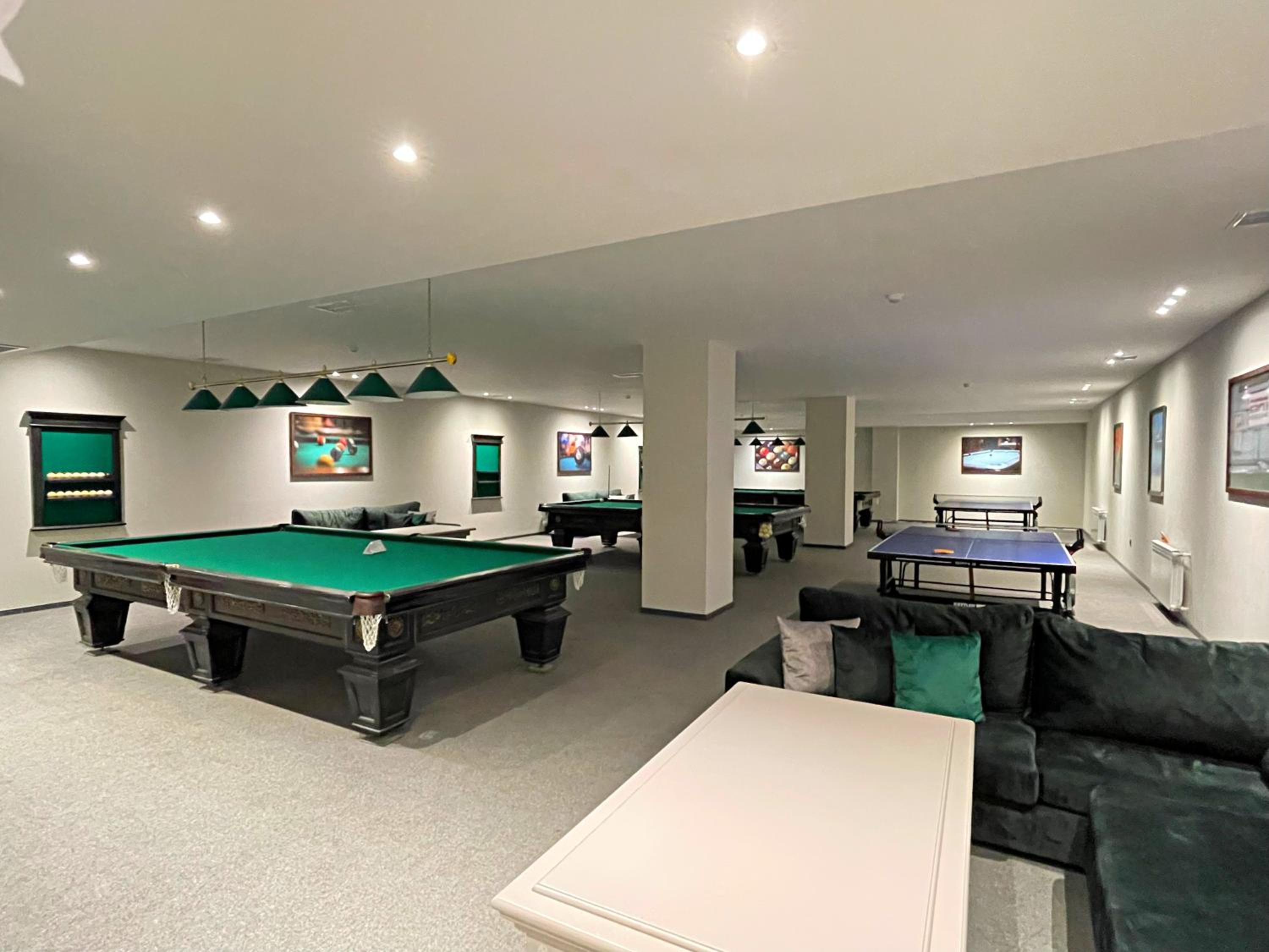 Arena Apartments & Villas Guba