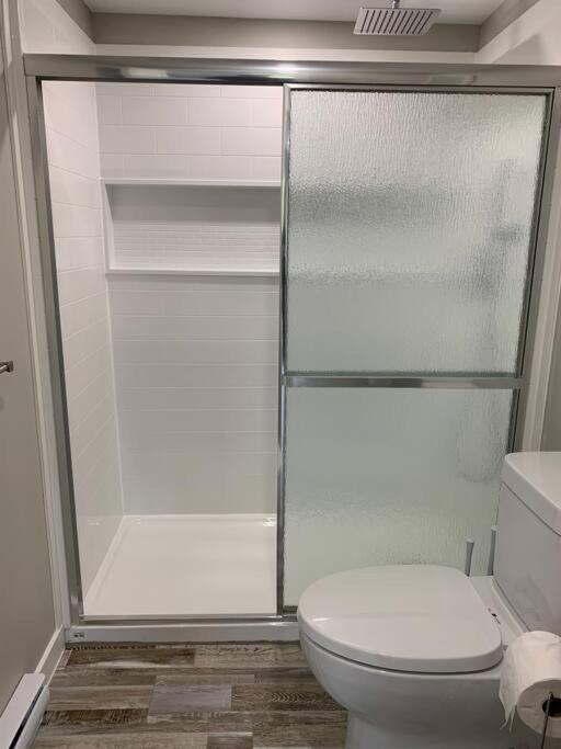 ENTIRE 1 BEDROOM APARTMENT DOWNTOWN - u4 - Image 4