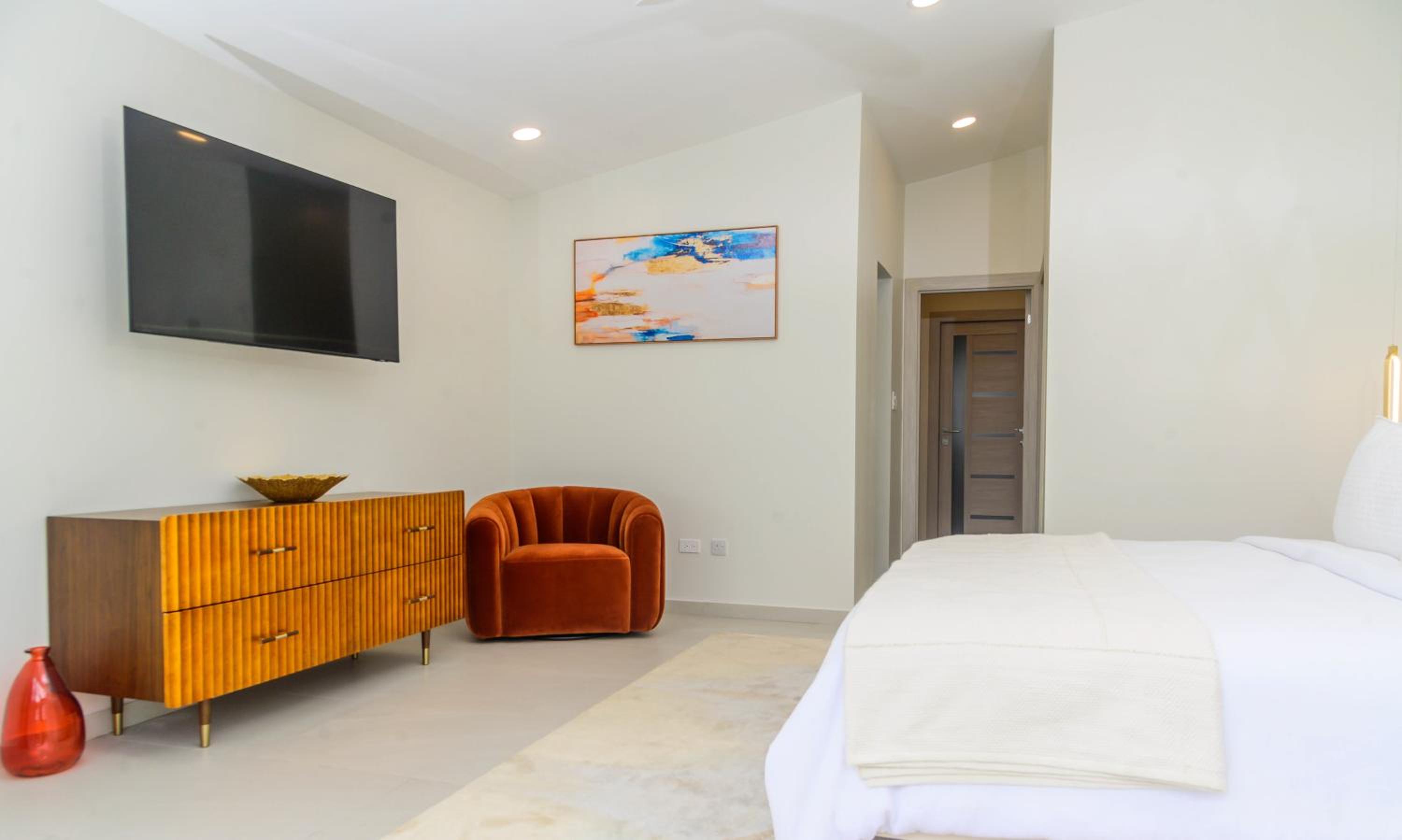 Stella Vista - Luxury Condo in Jolly Harbour