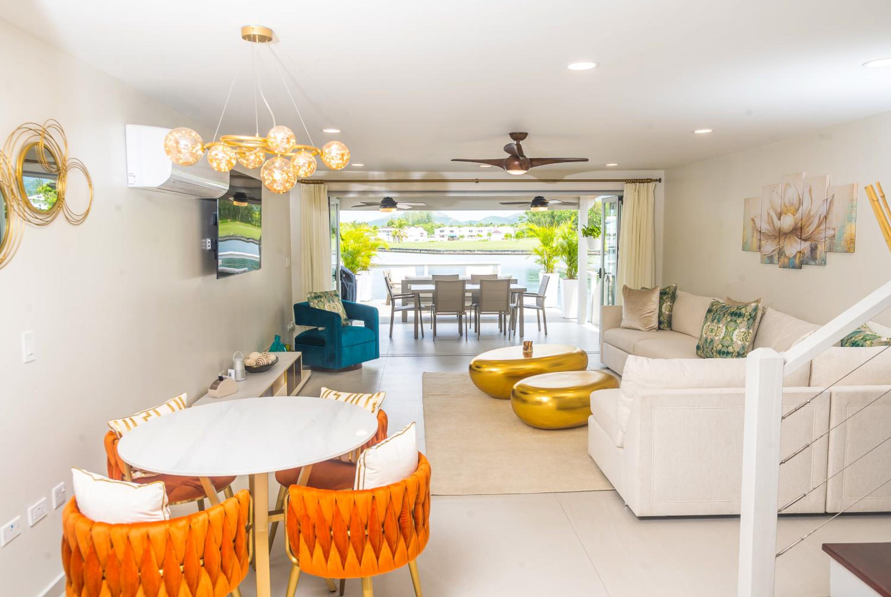 Stella Vista - Luxury Condo in Jolly Harbour
