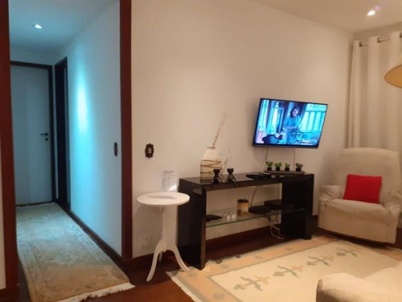 MS145. Excelente apartamento em andar alto no Arpoador!
