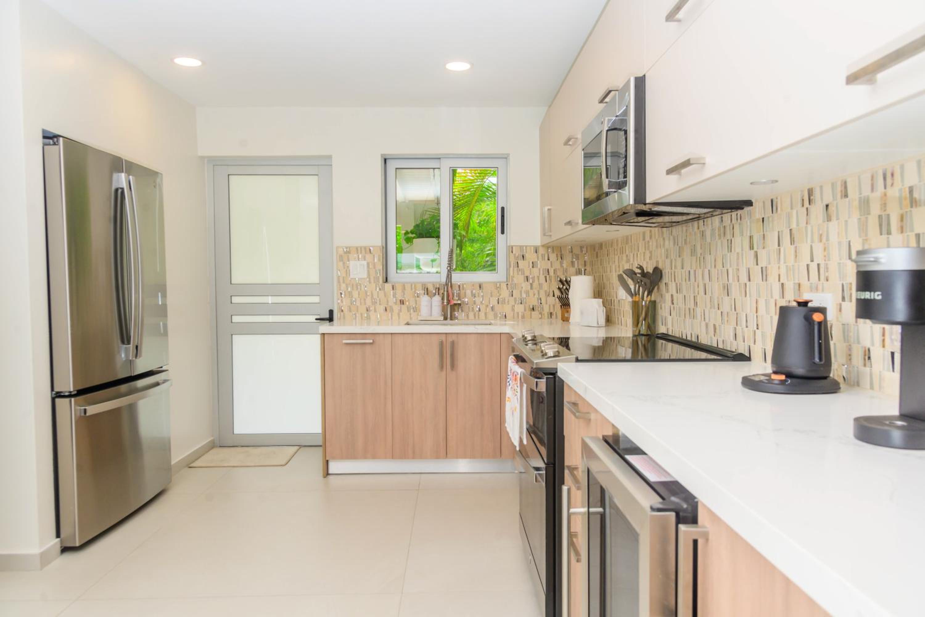 Stella Vista - Luxury Condo in Jolly Harbour